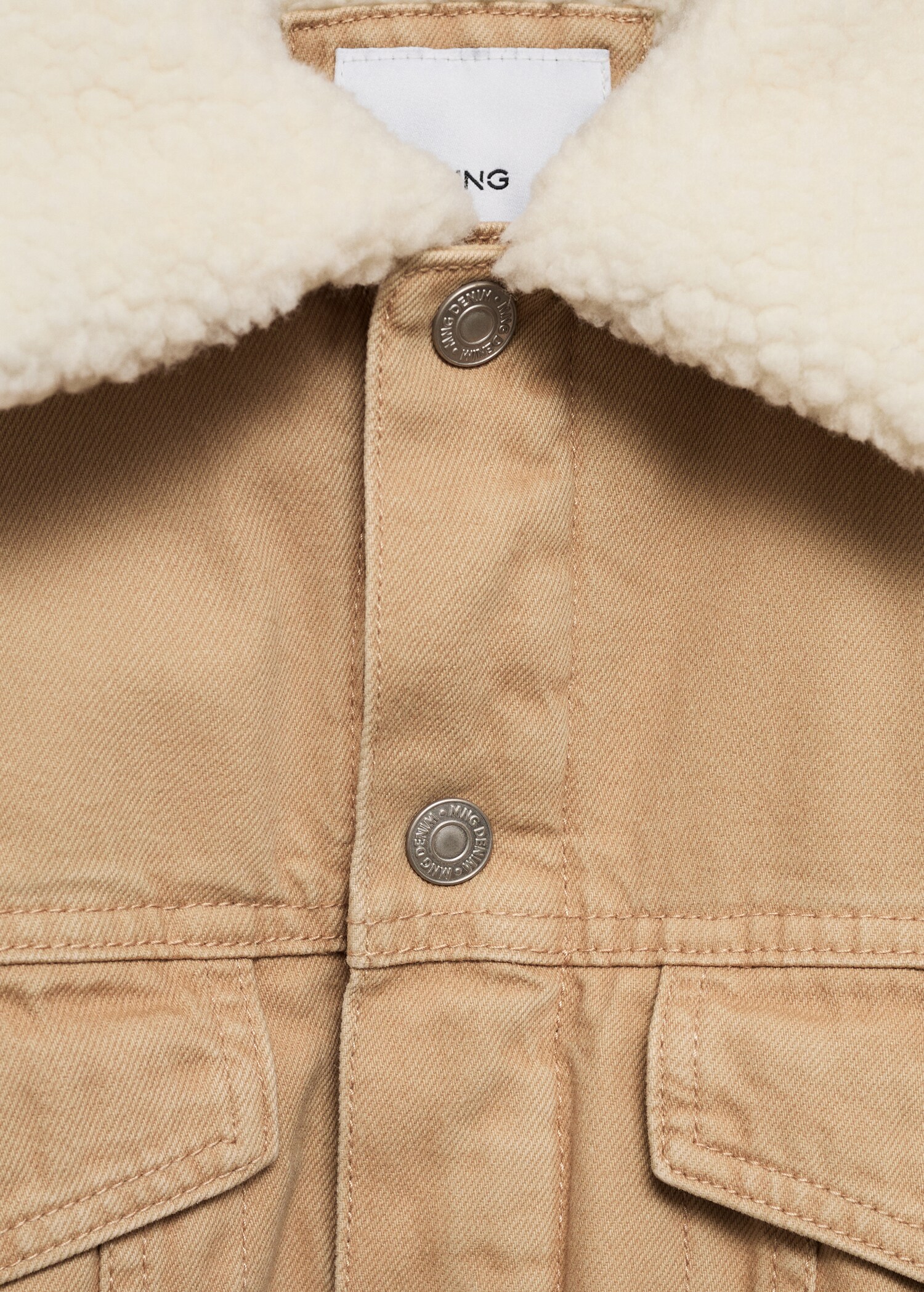 Denim jacket with shearling collar - Details of the article 8