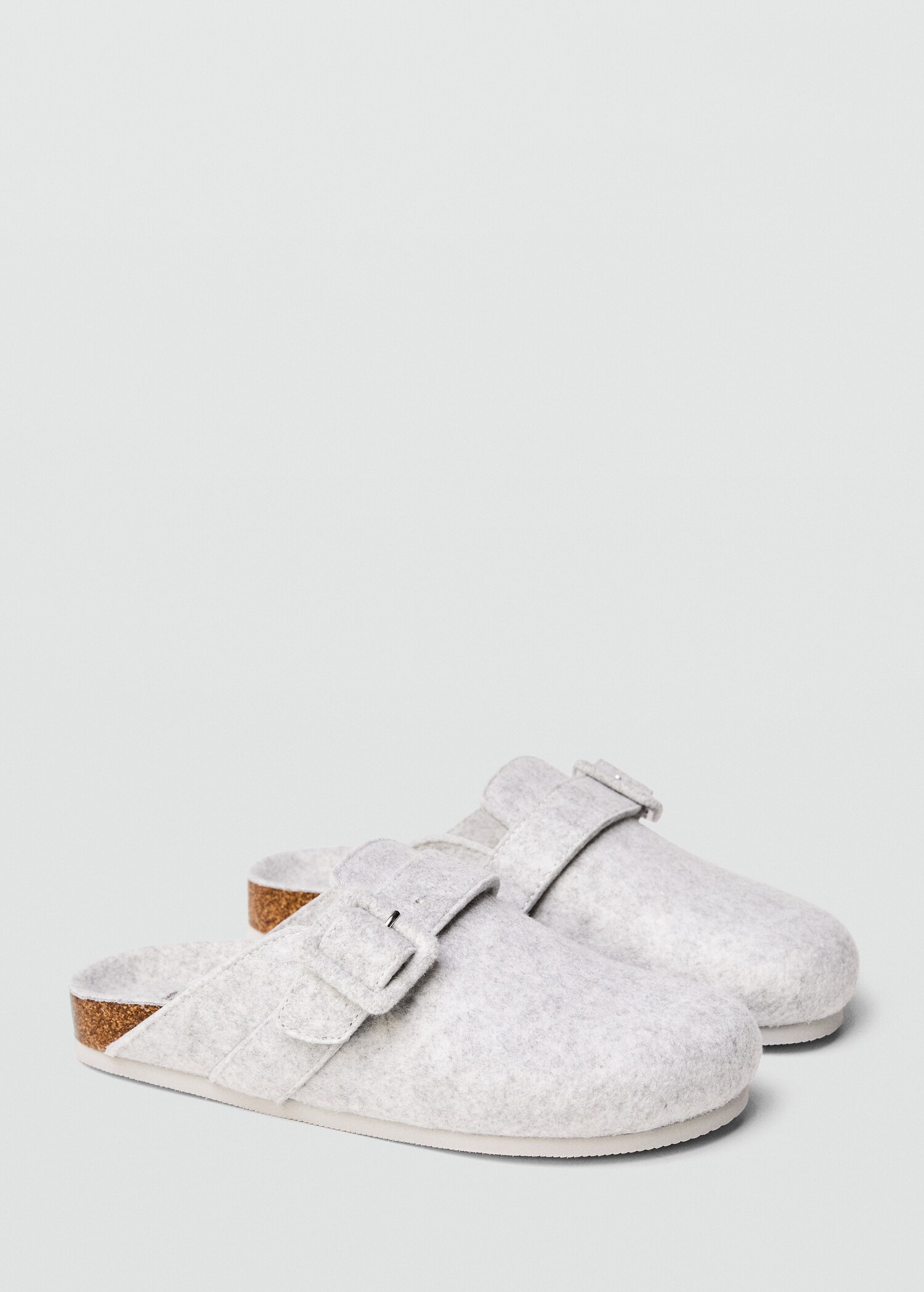Zapatillas casa zueco - Plano medio