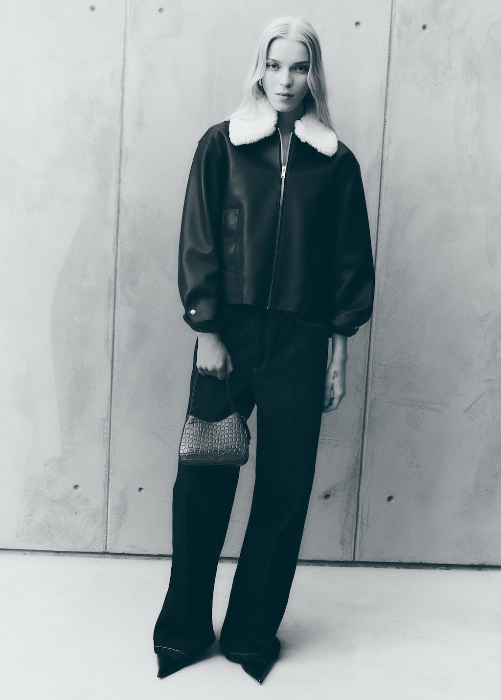 Jacket with detachable sheepskin collar - Women | MANGO Montenegro