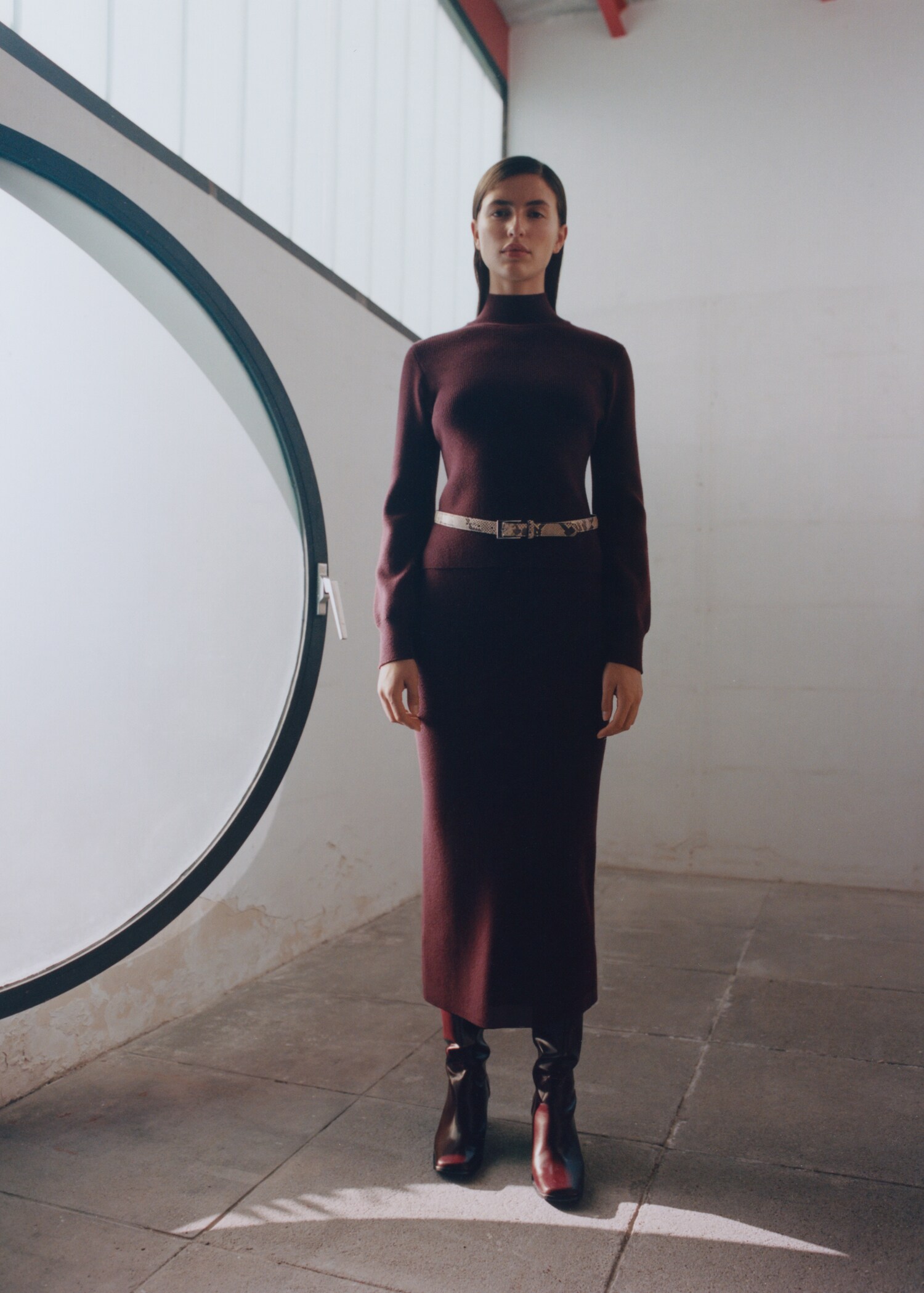 Ribbed round-neck sweater - Details of the article 7