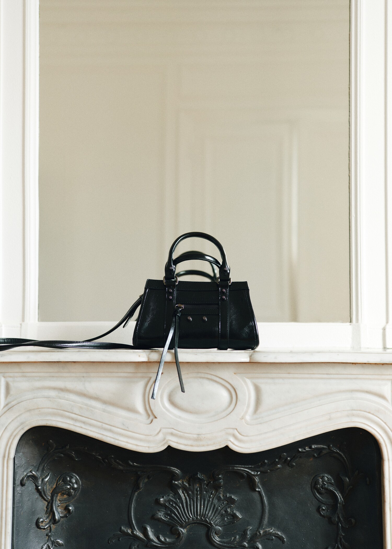 Minitas met hengsels met studs - Detail van het artikel 5