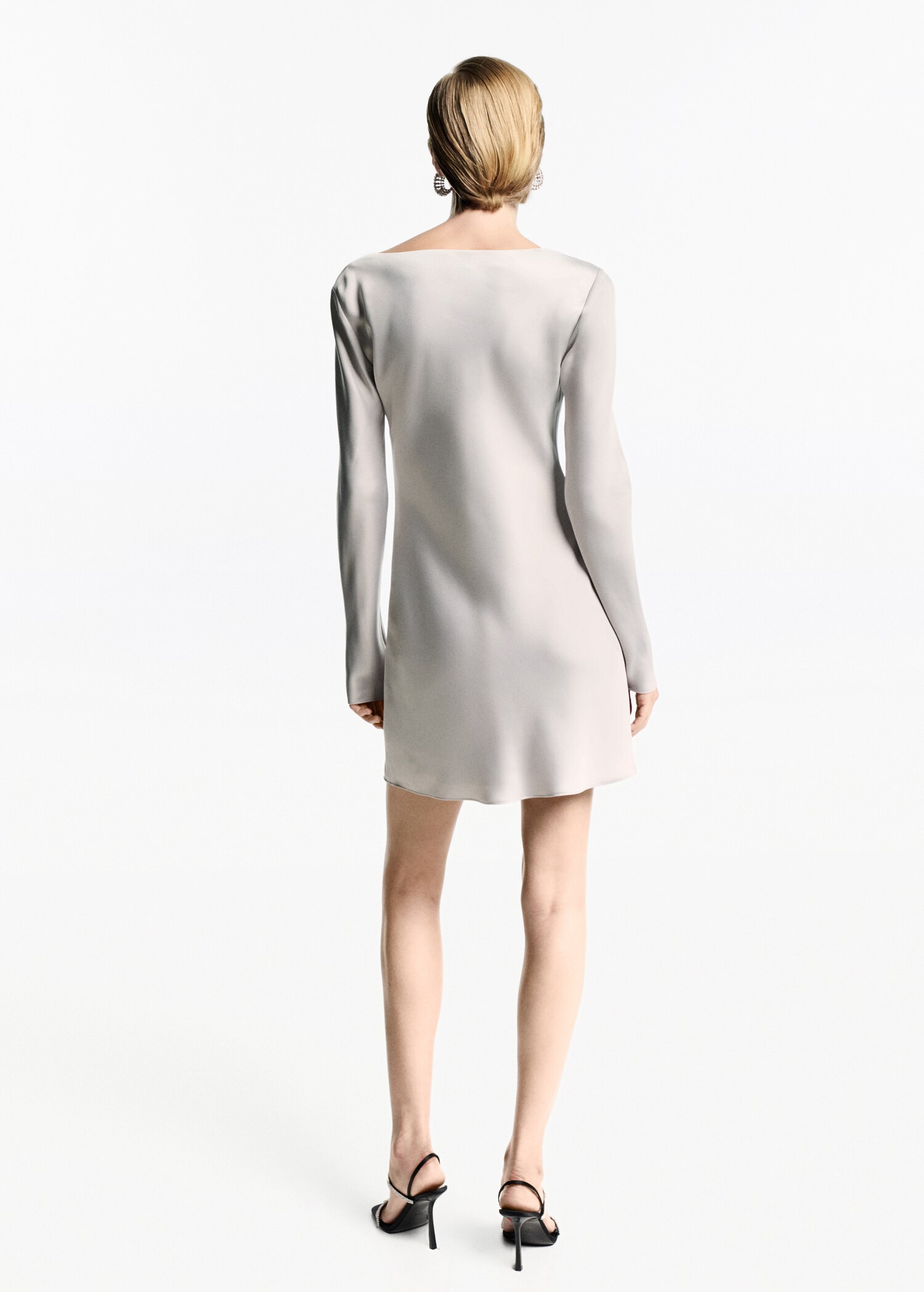 Draped neck satin dress - Reverse of the article