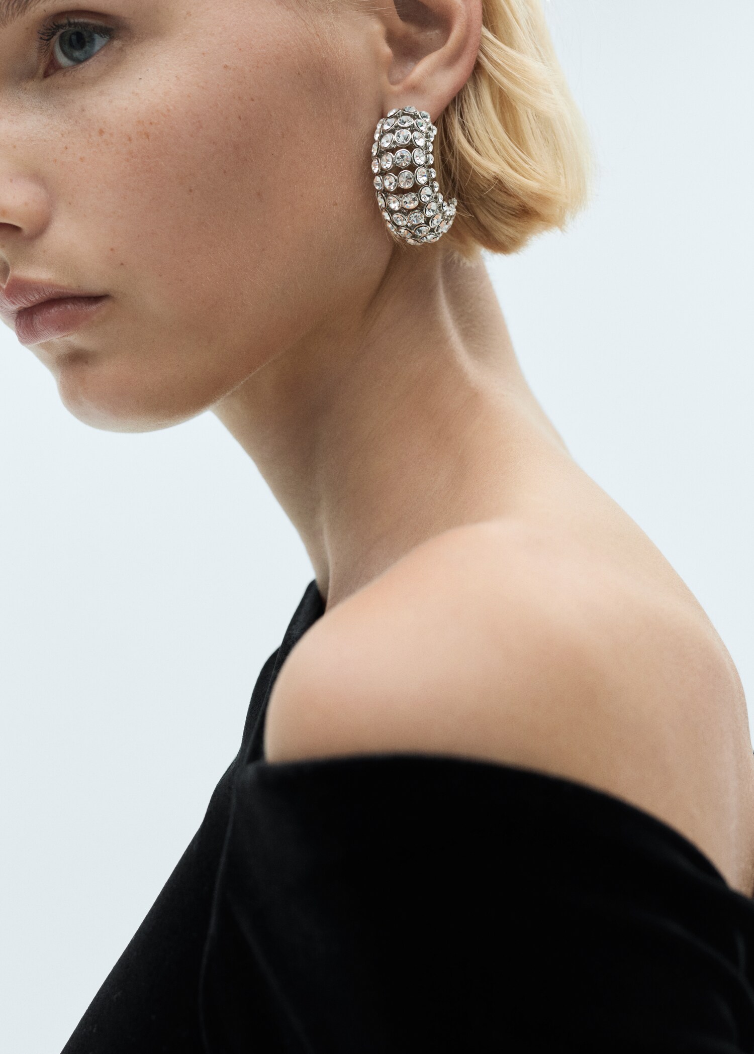 Asymmetric velvet dress - Details of the article 1