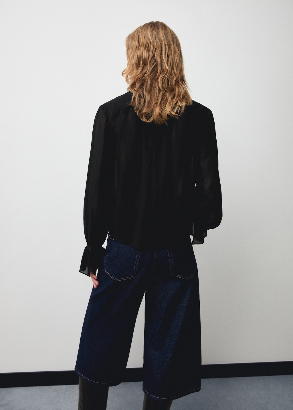 Turtleneck ruffled blouse