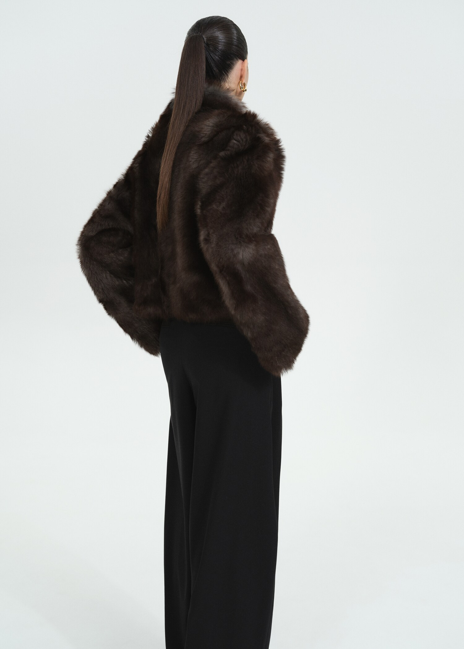 Veste 100 % cuir imitation fourrure - Verso de l’article