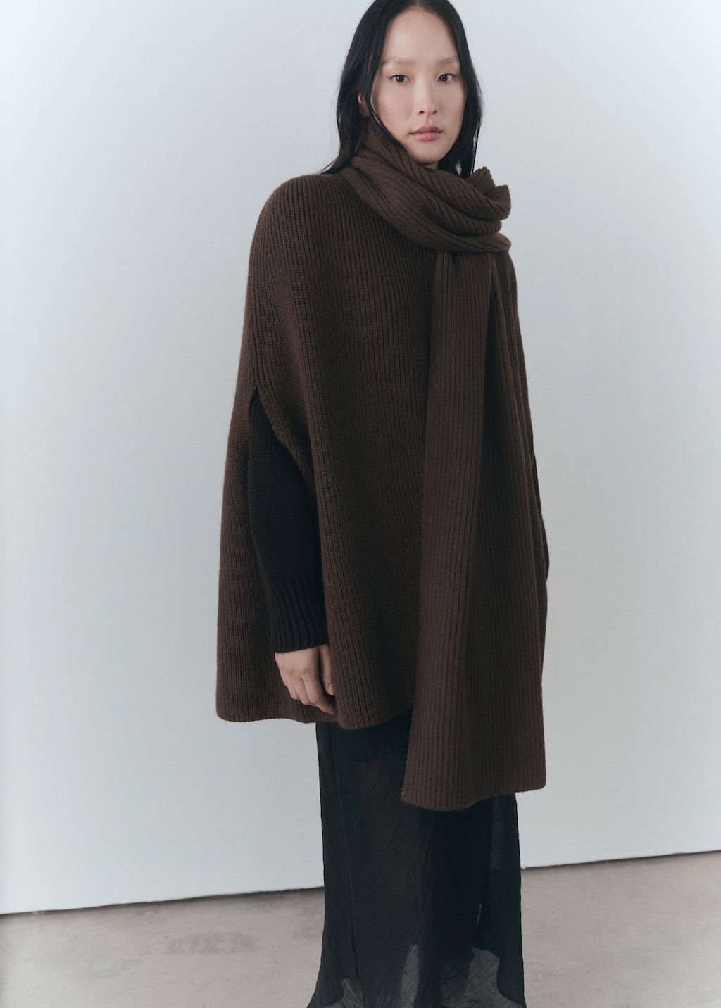 Cape scarf buttons Women MANGO Denmark