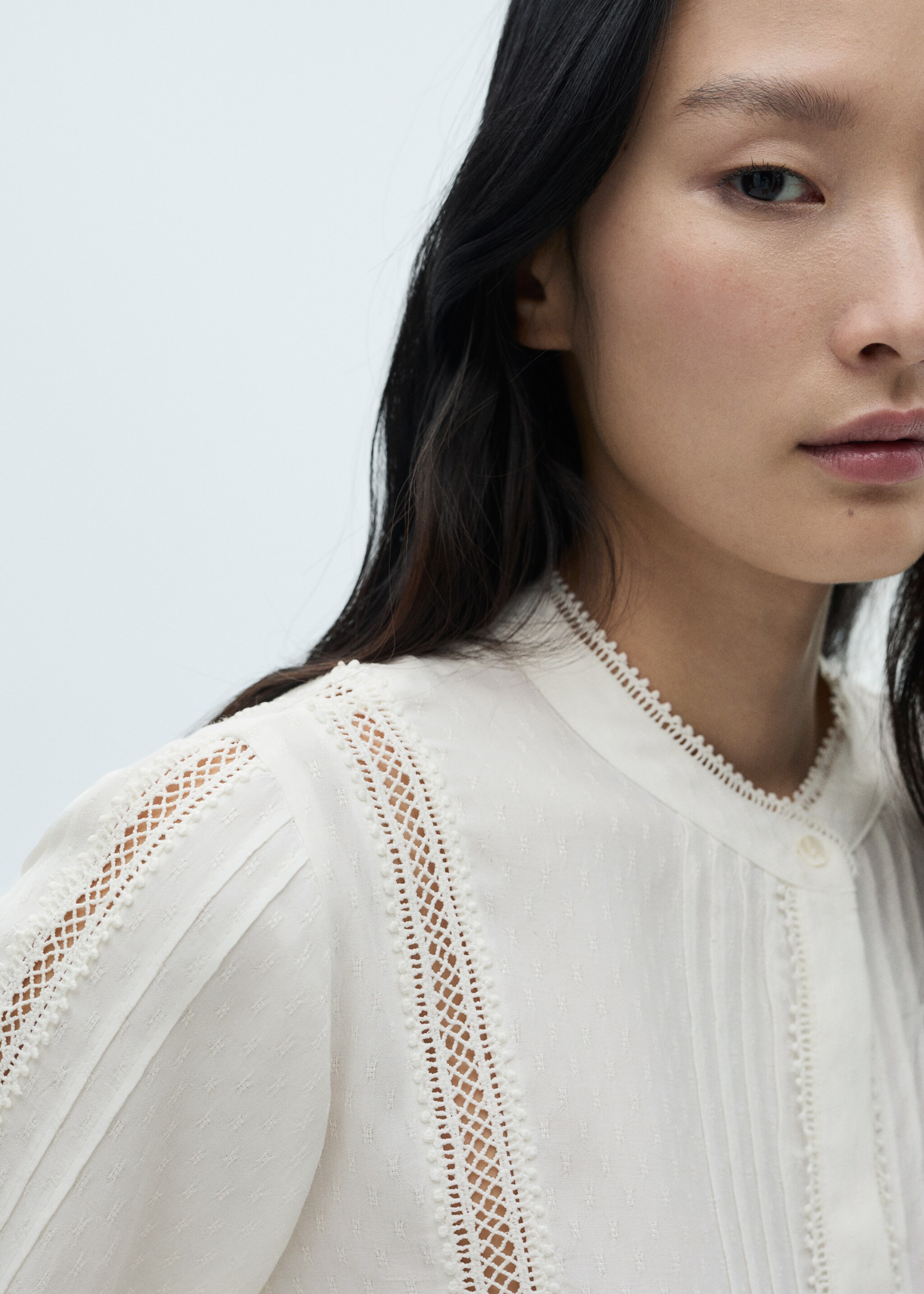 Openwork detail blouse - Details of the article 1