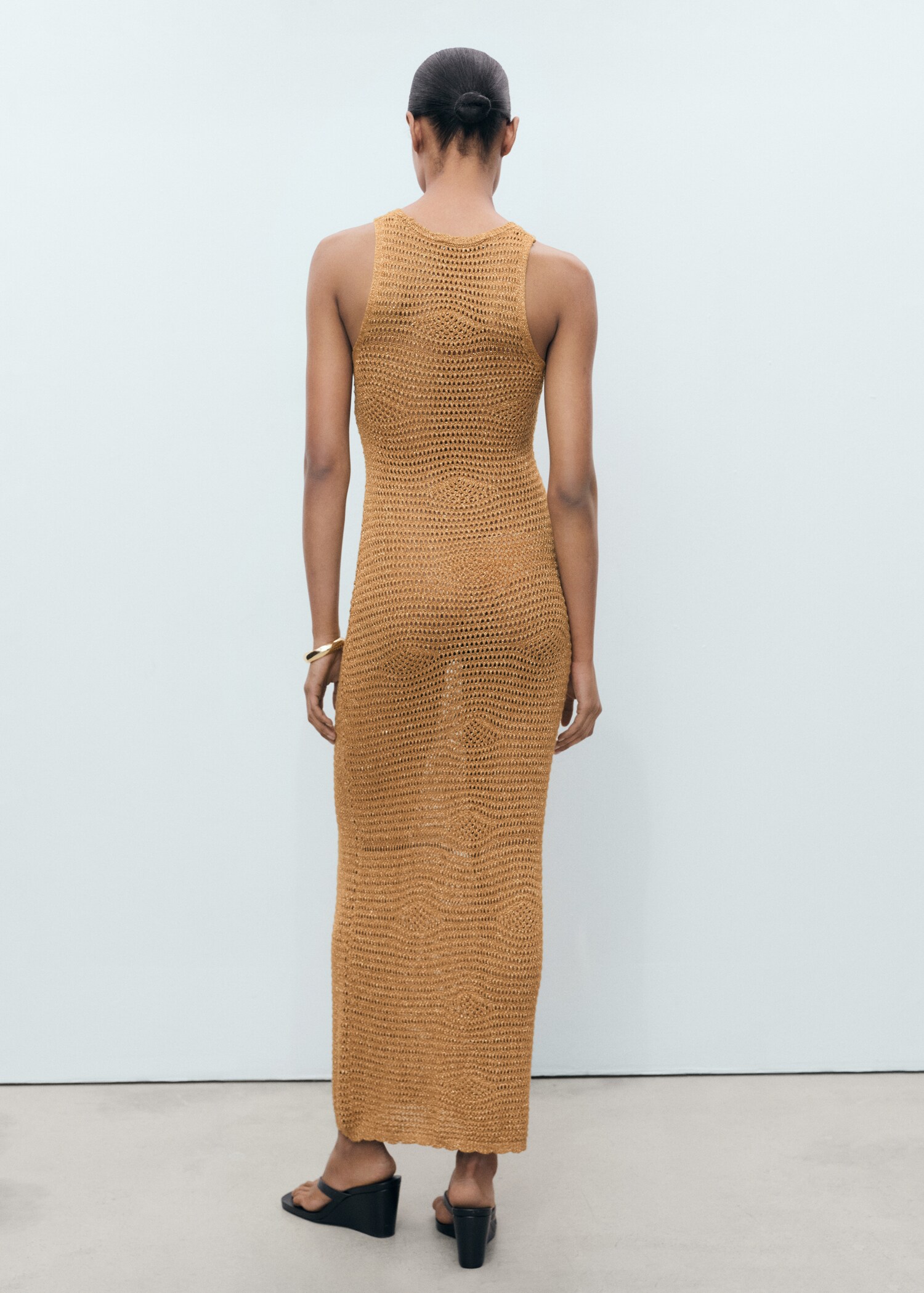 Rochie ajurată din lurex - Spatele articolului