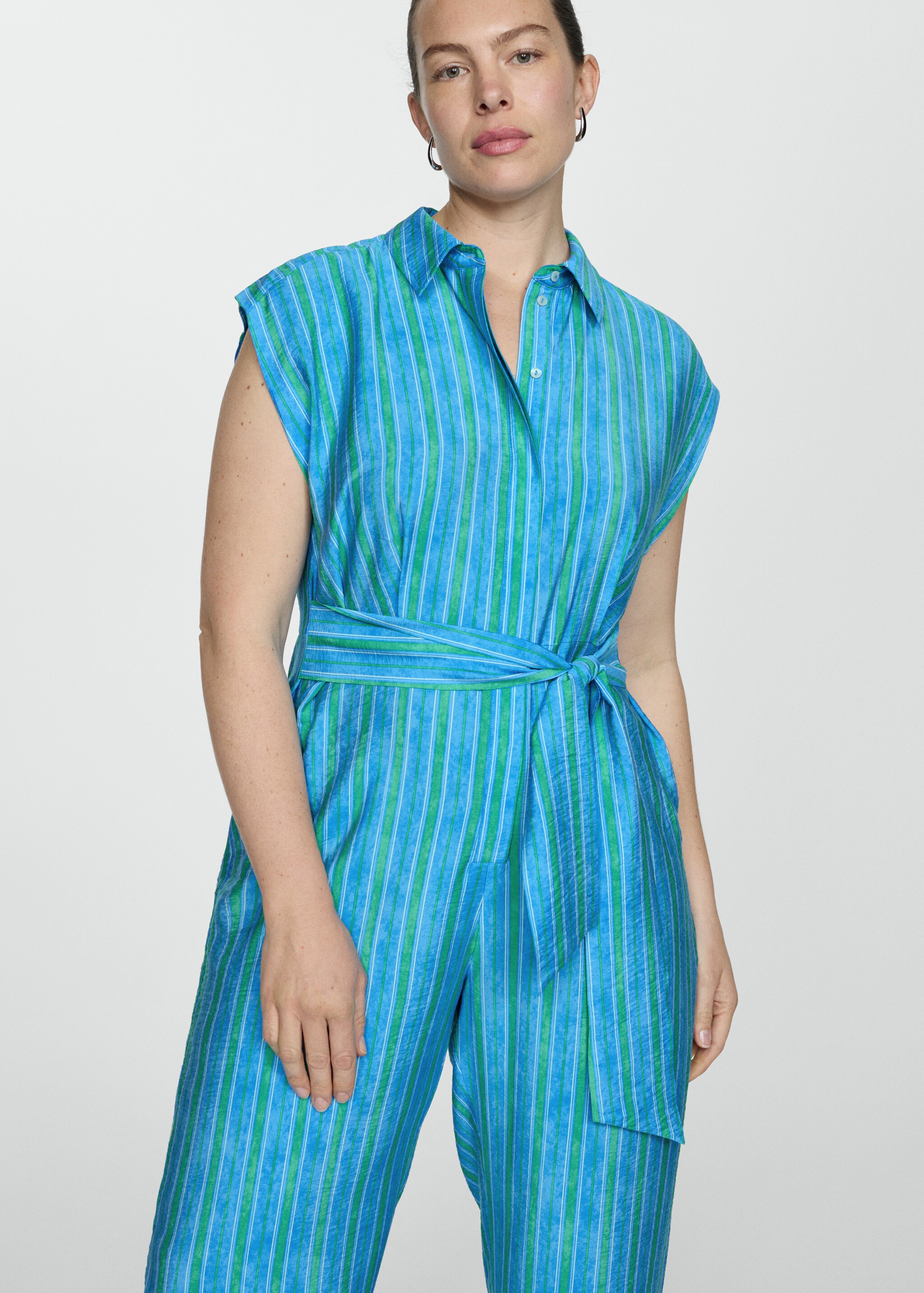 Shirt jumpsuit with bow - Details of the article 5