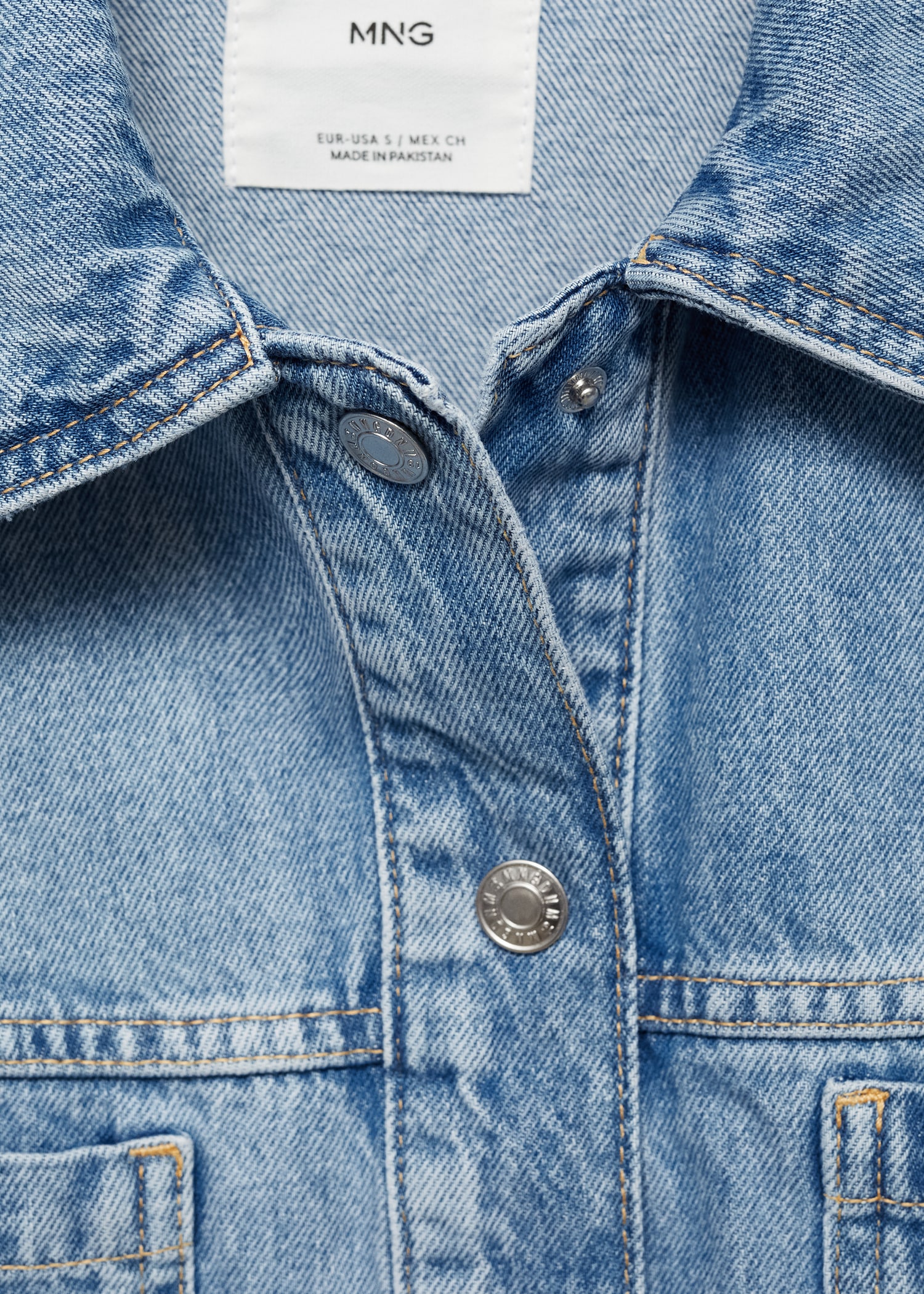 Pocketed denim jacket - Details of the article 8