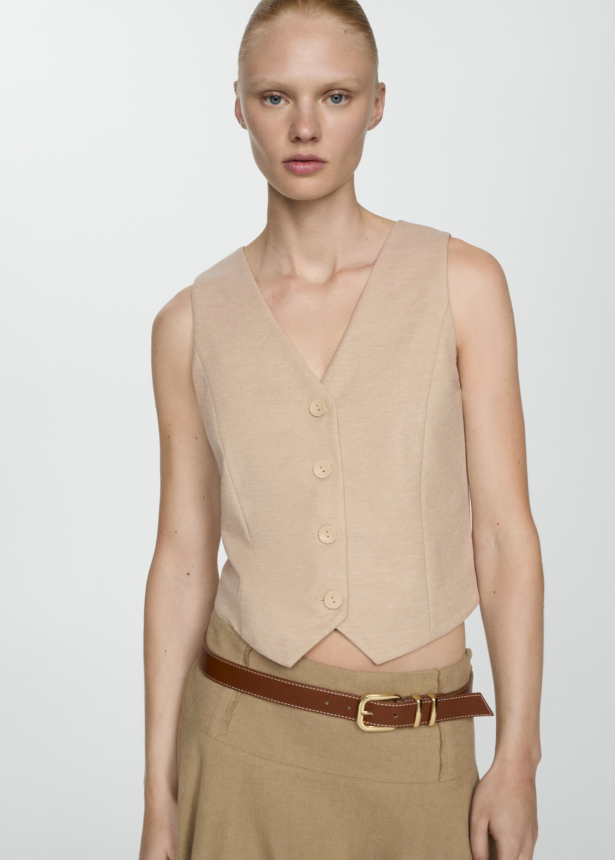 Gilet with buttons - Details of the article 2