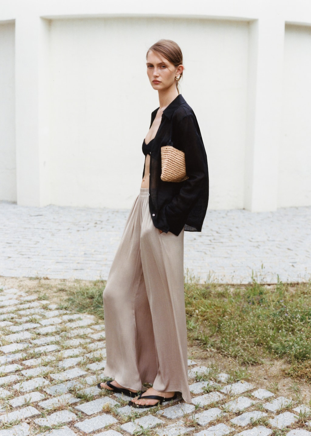 Wide leg fluid trousers Women MANGO Montenegro