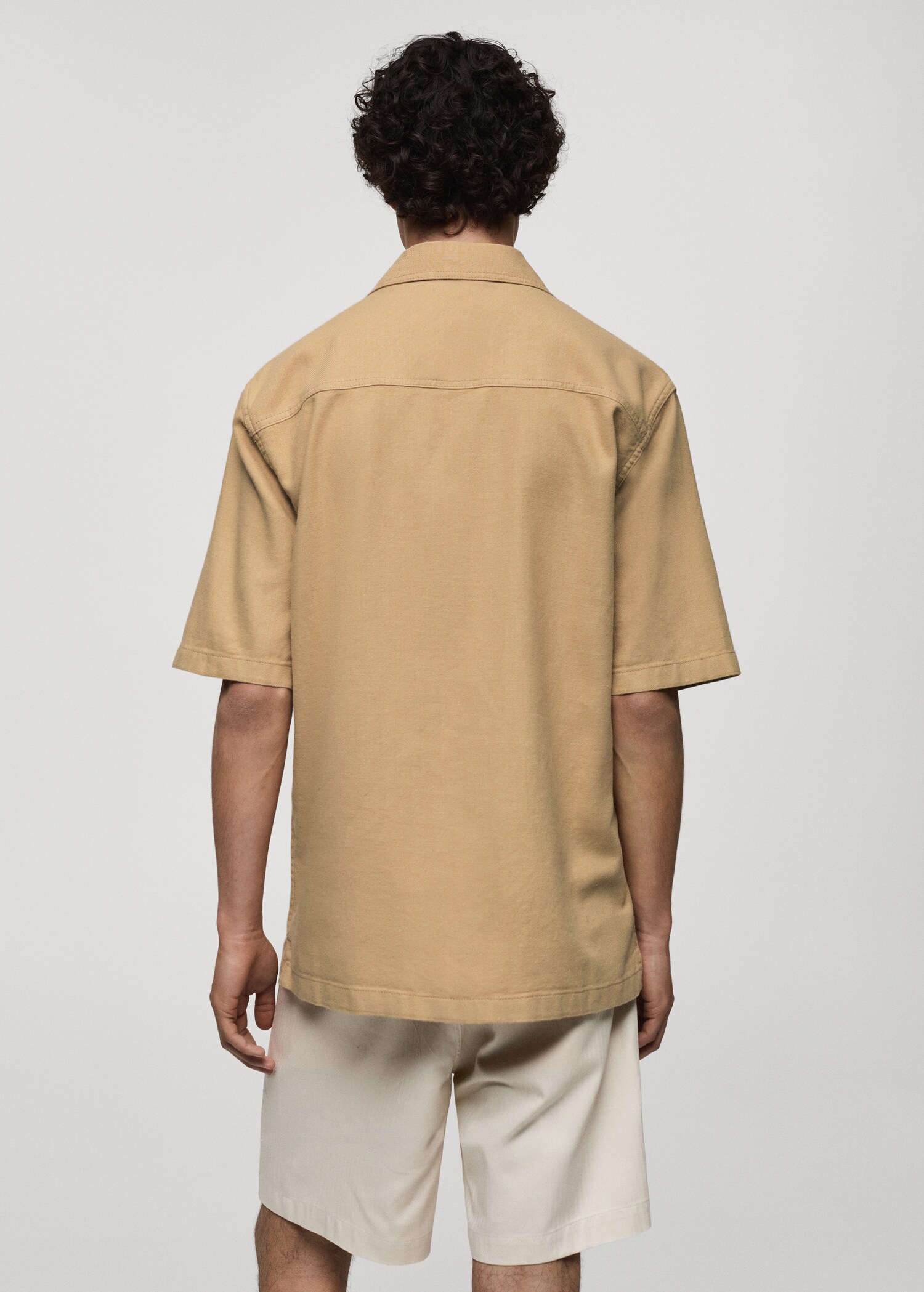Relaxed Fit-Baumwollhemd mit Tasche - Rückseite des Artikels