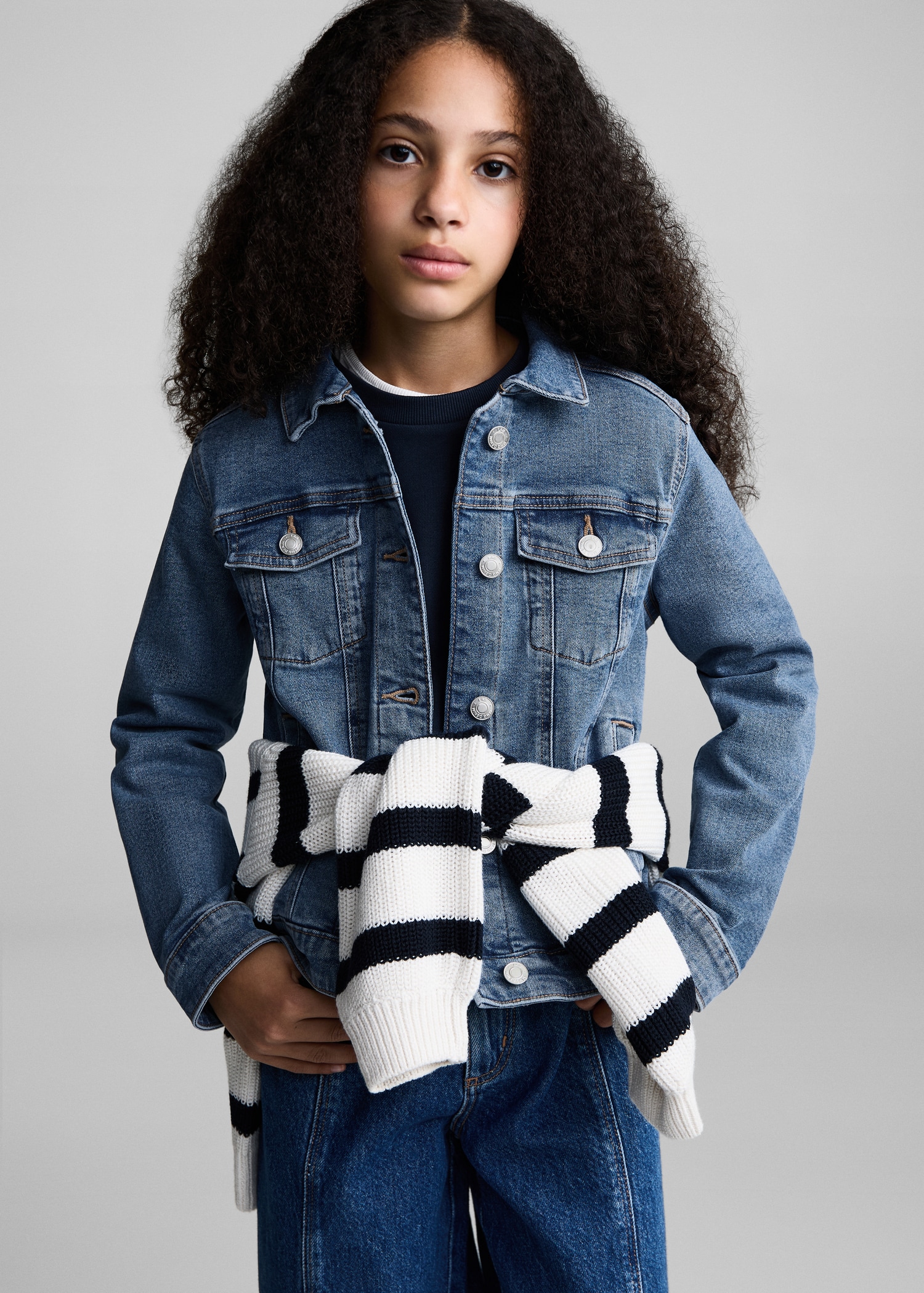 Denim jacket pockets - Details of the article 2