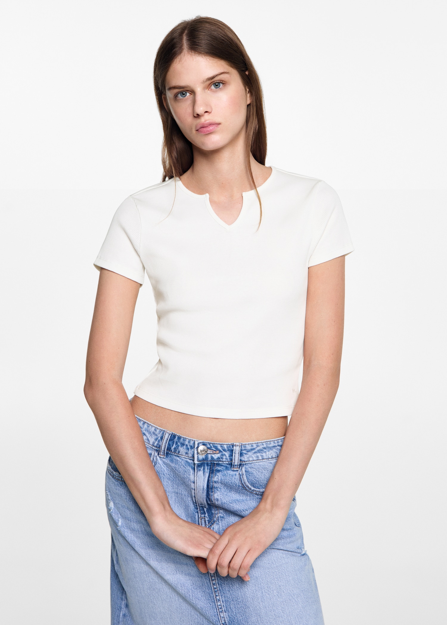V-neck T-shirt - Medium plane
