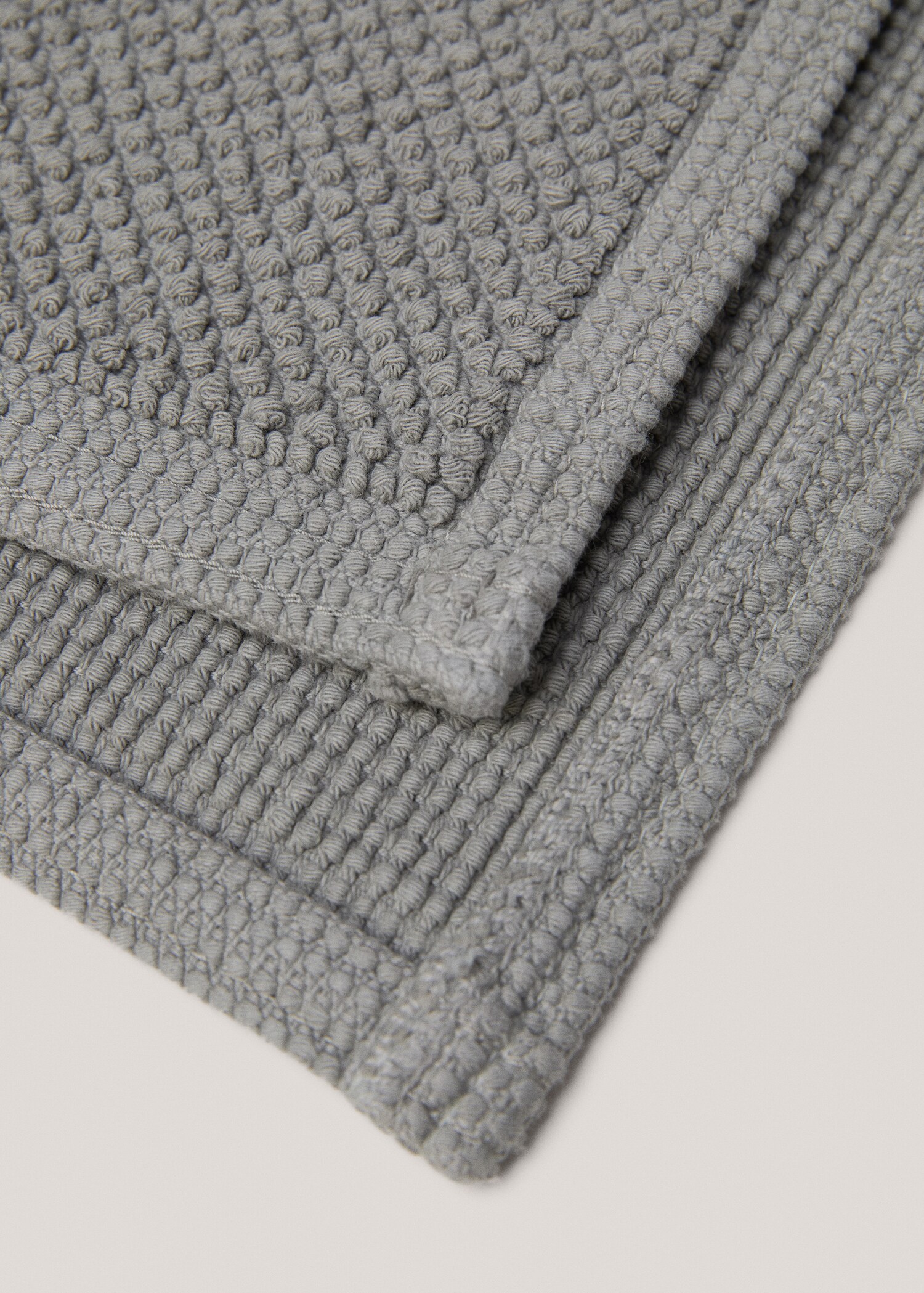 100% cotton bouclé bath rug - Details of the article 1