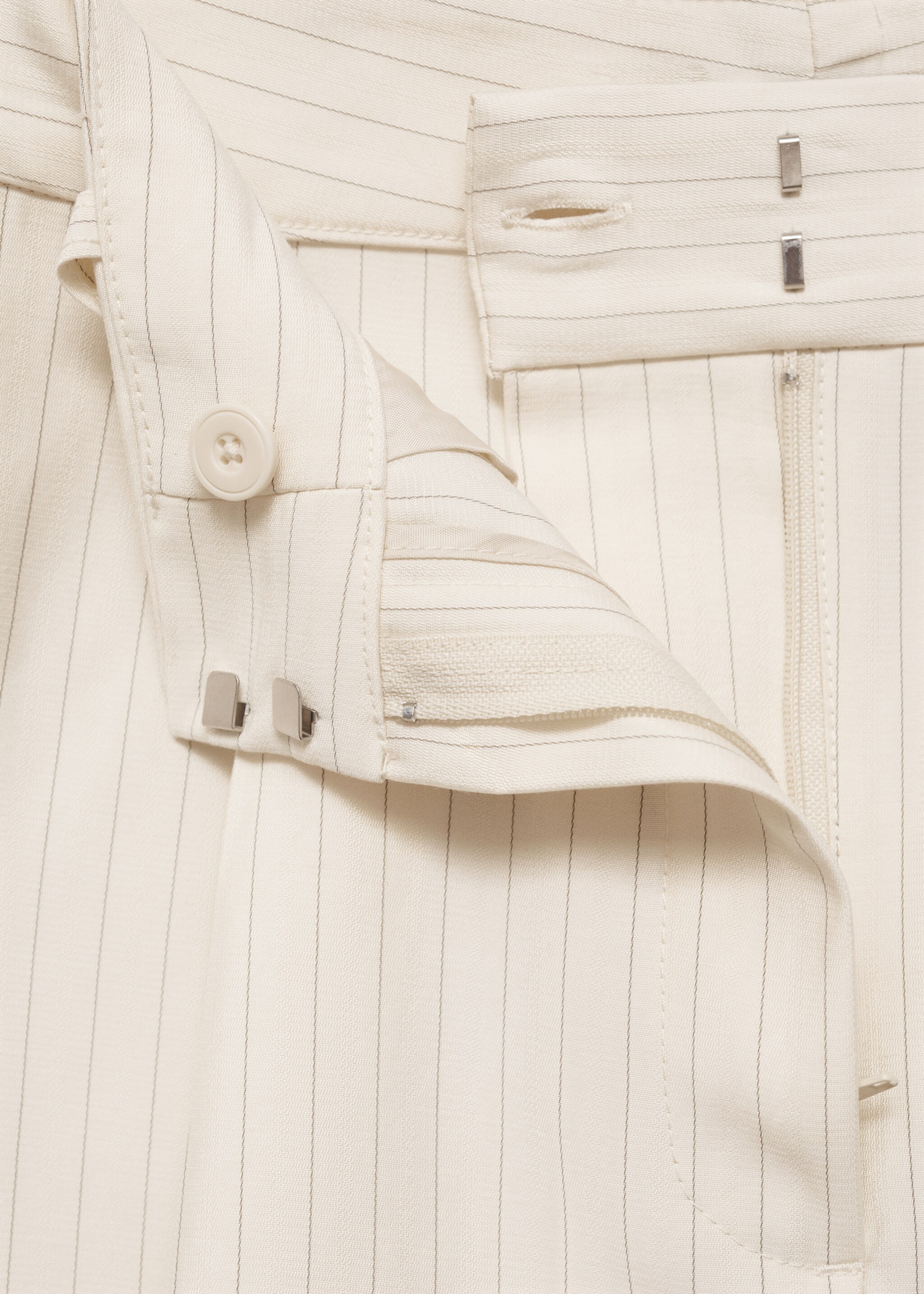 Straight-fit striped bermuda shorts - Деталь изделия 8, Экрю. Ref: 77063264-00.