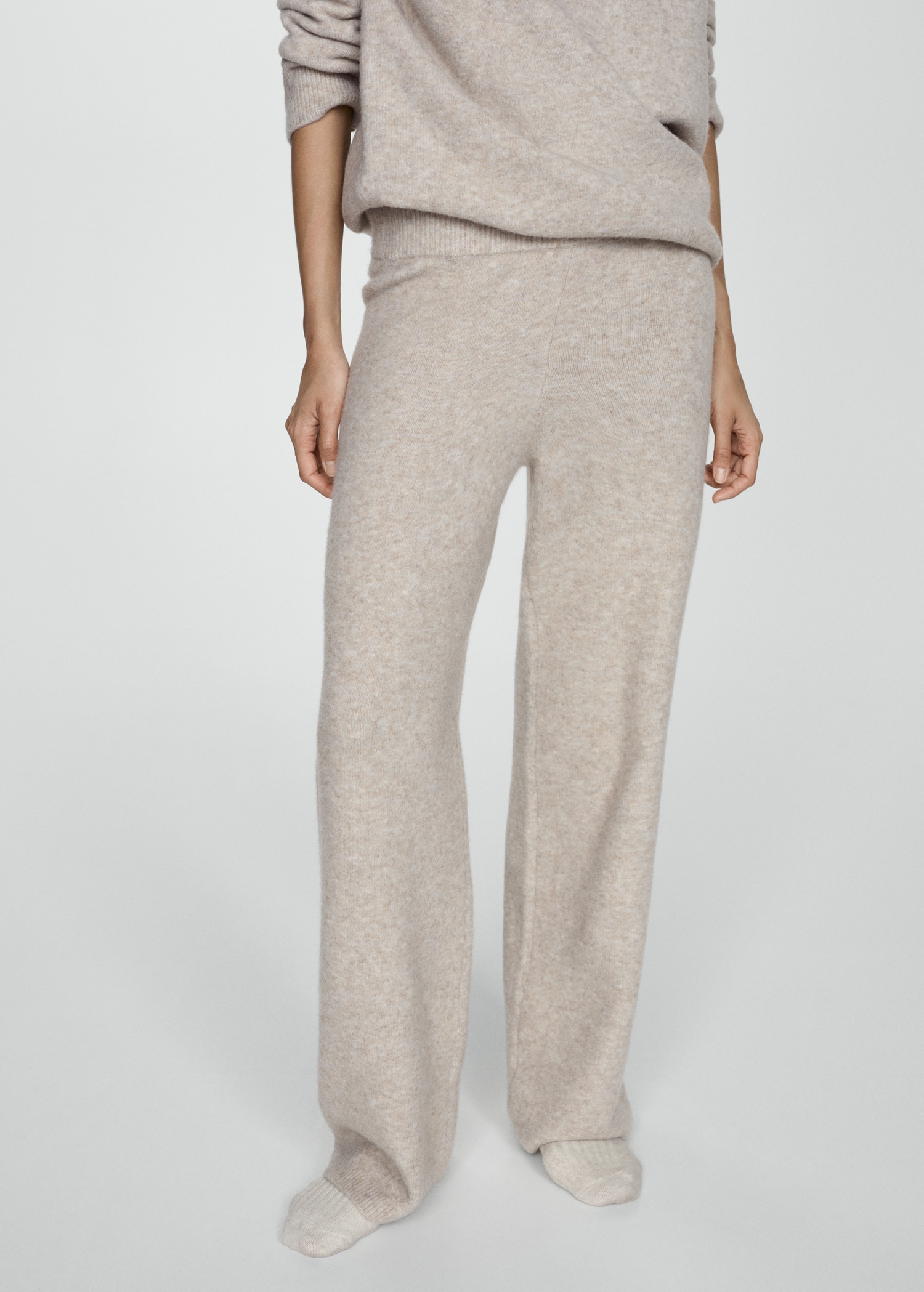 Straight knitted trousers - Medium plane