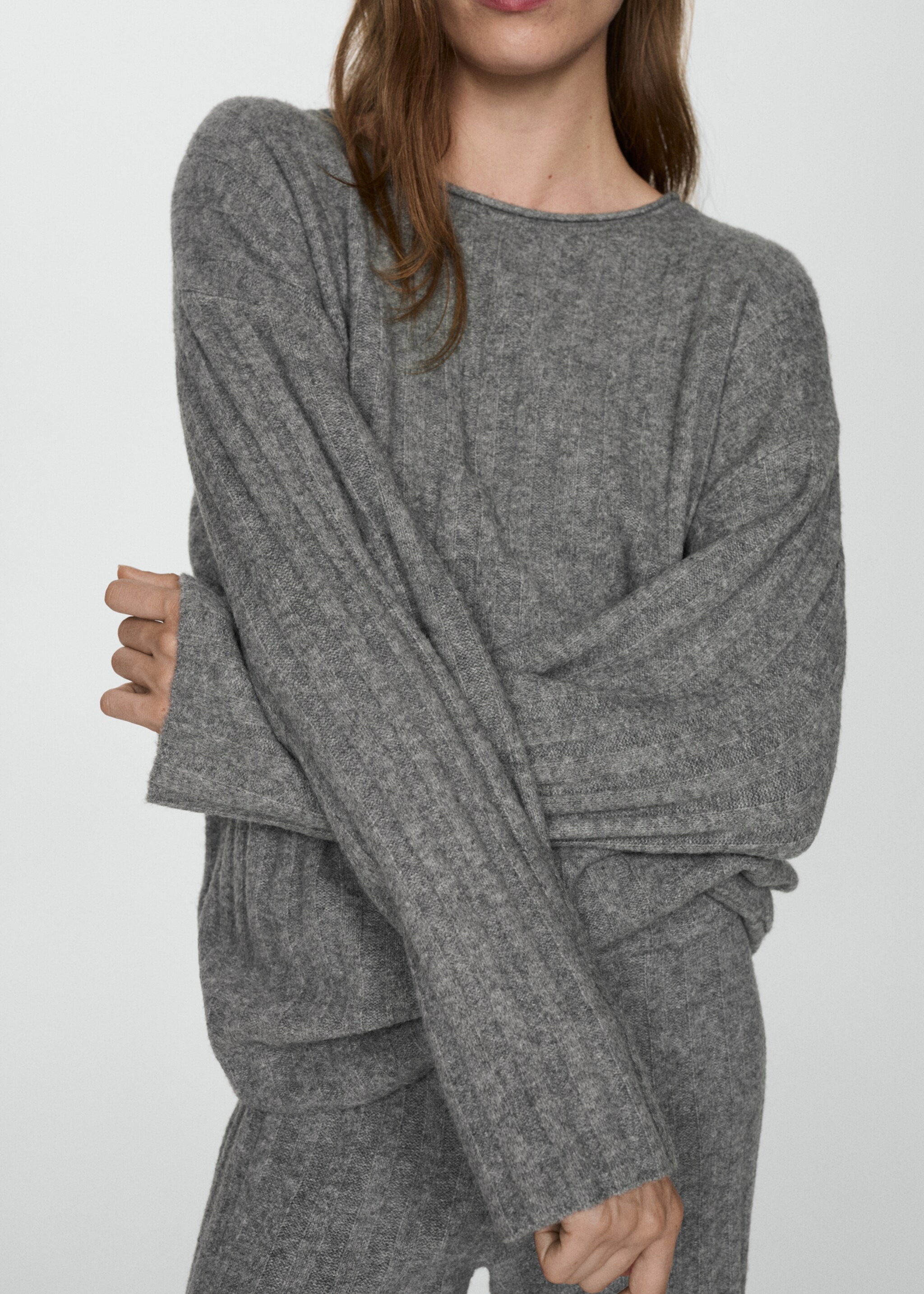Knitted ribbed sweater - Details of the article 6
