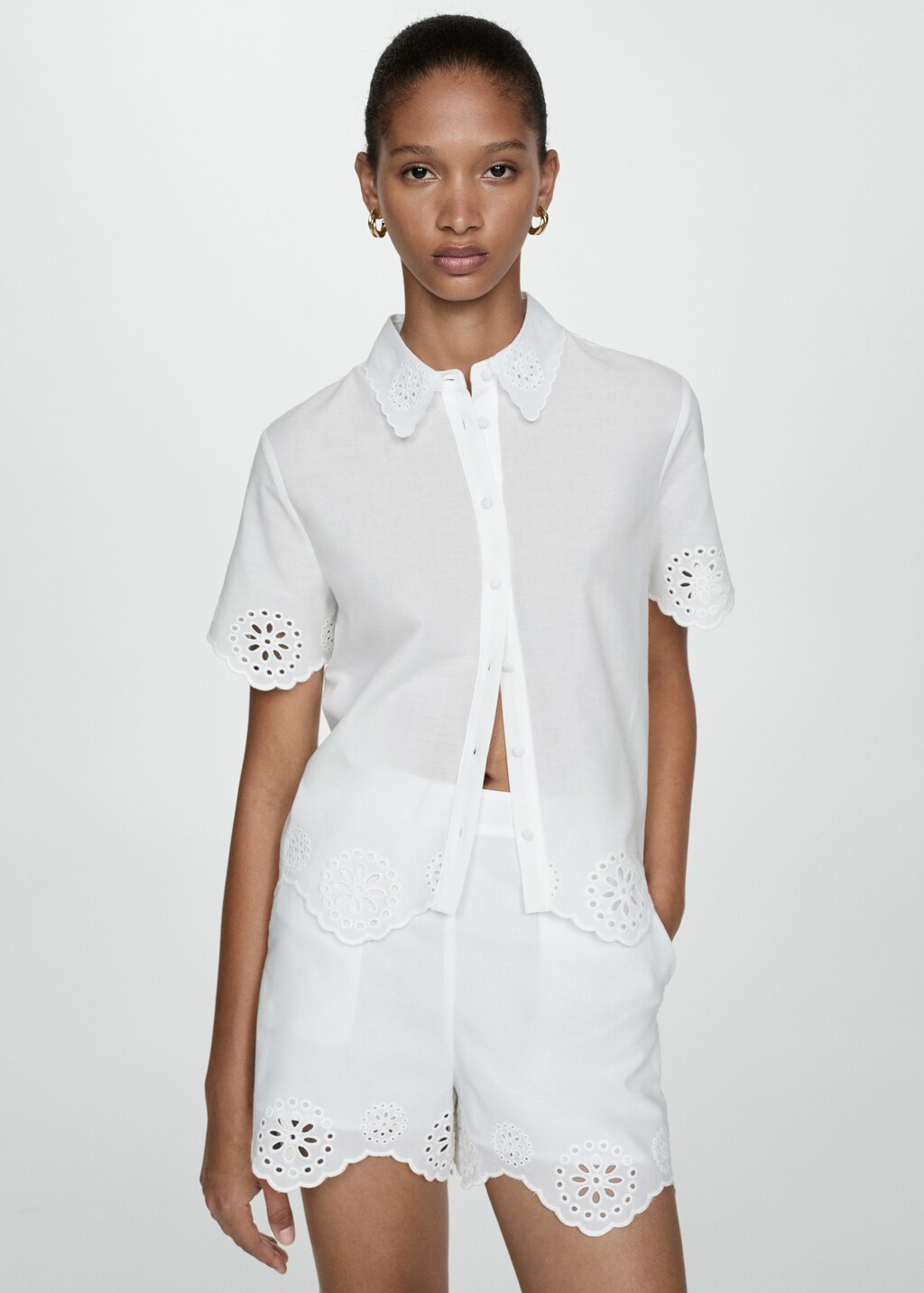 Camisa calados bordados