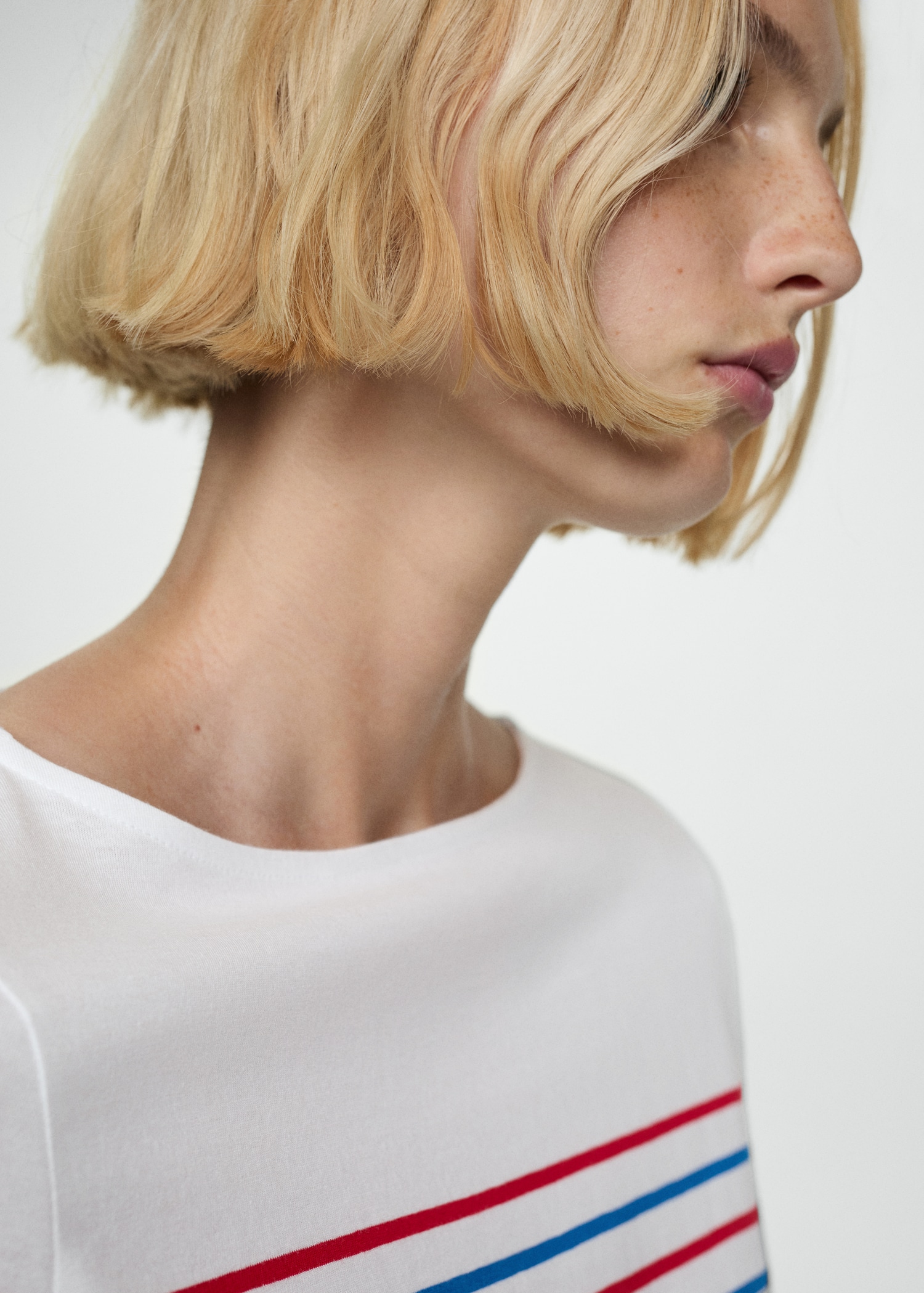 Striped boat-neck t-shirt - Details of the article 1