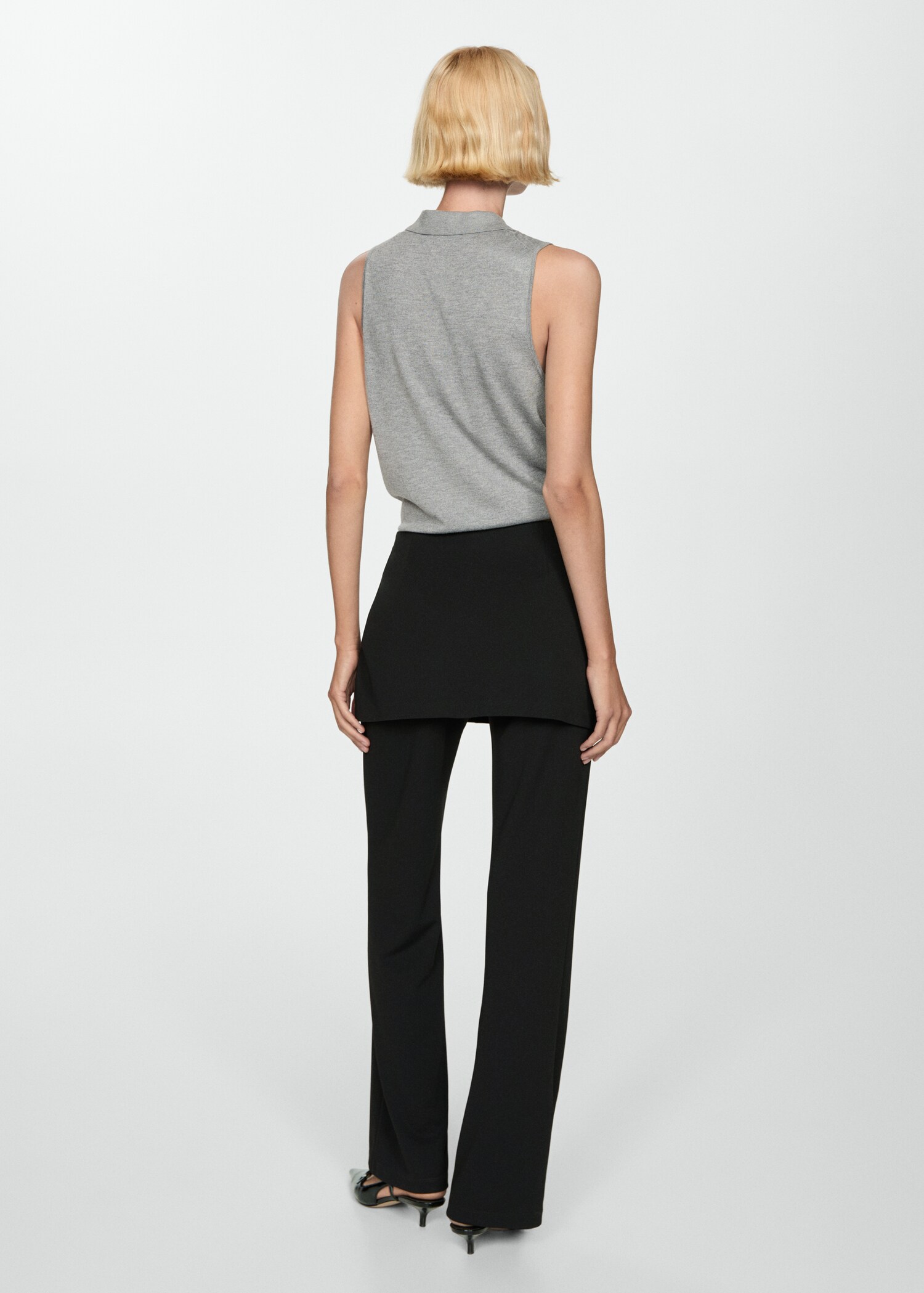 Pleated skirt trousers - Reverse of the article