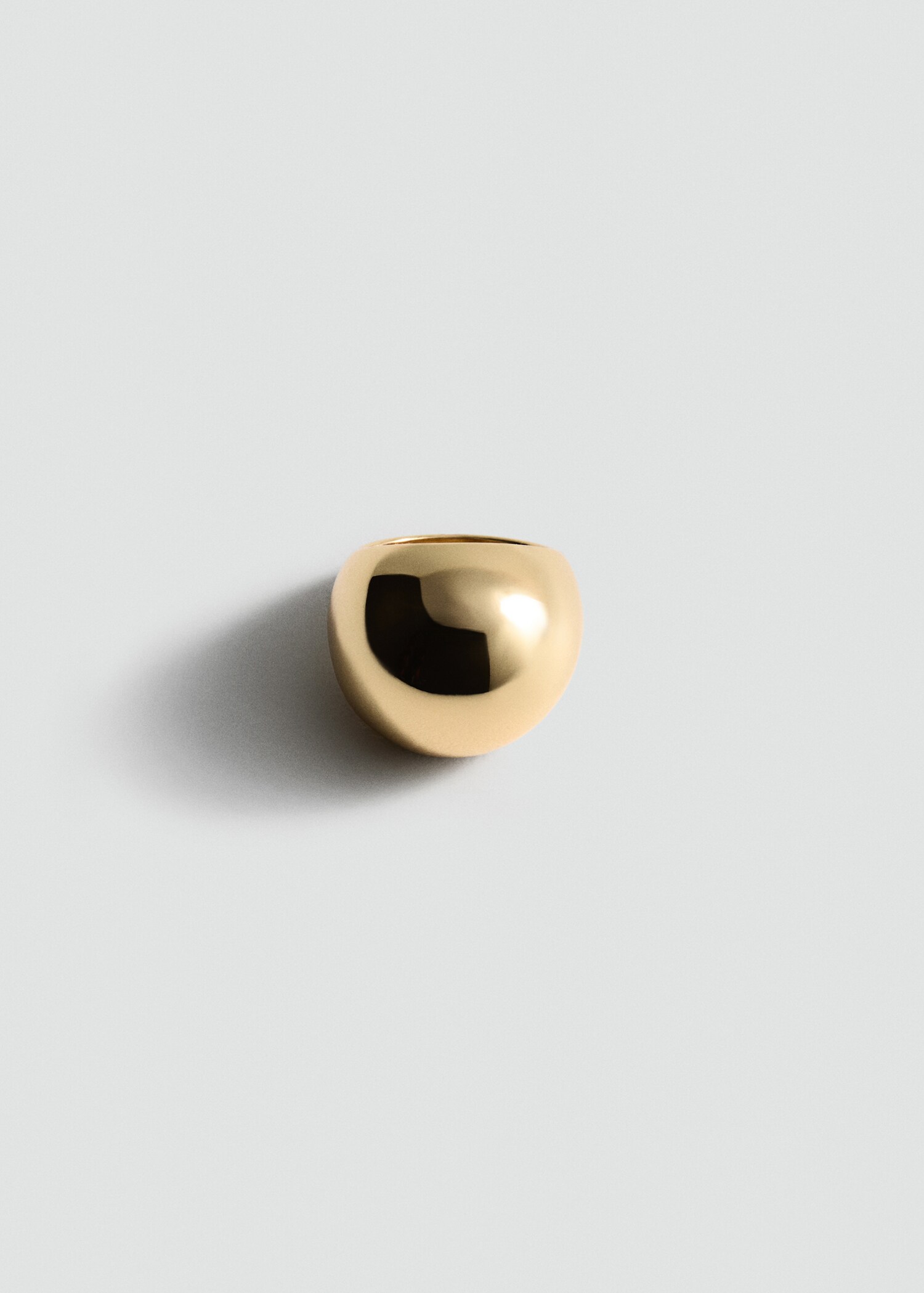 Anillo diseño volumen - Artículo sin modelo
