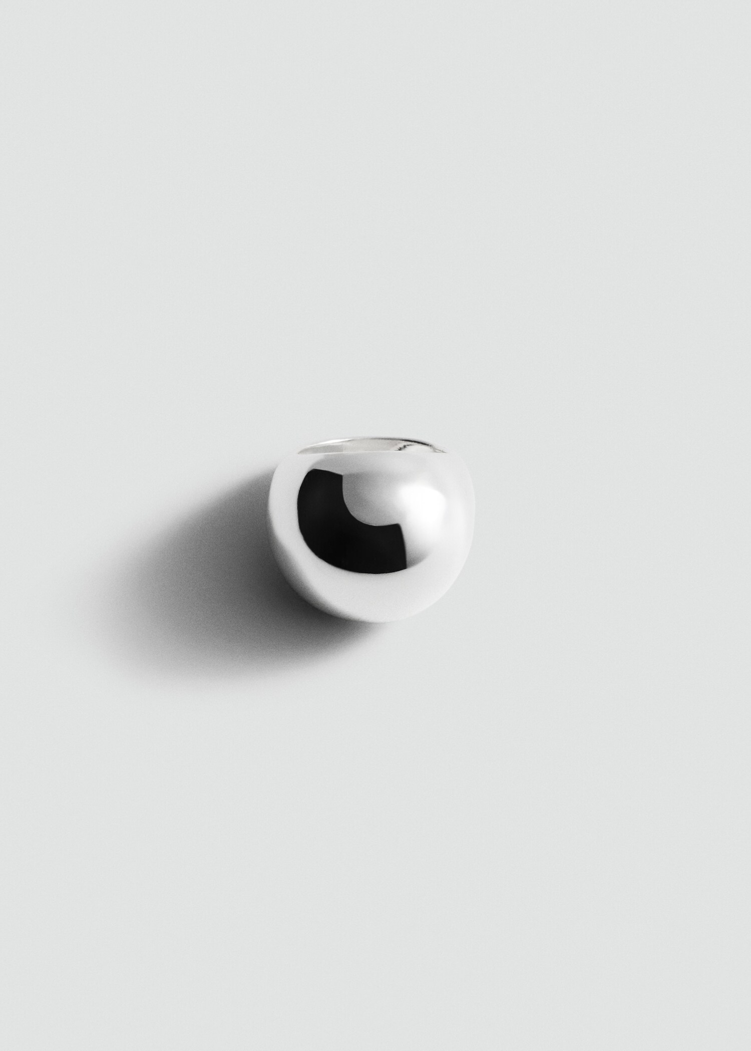 Anillo diseño volumen - Artículo sin modelo