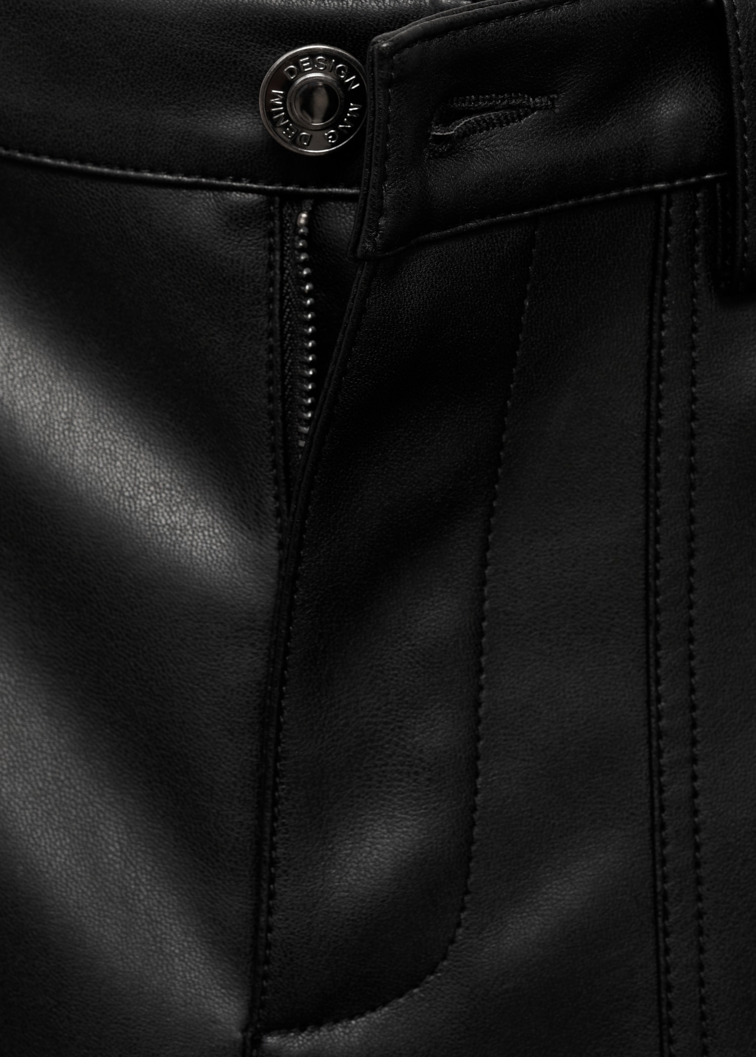 Leather-effect trousers - Details of the article 8