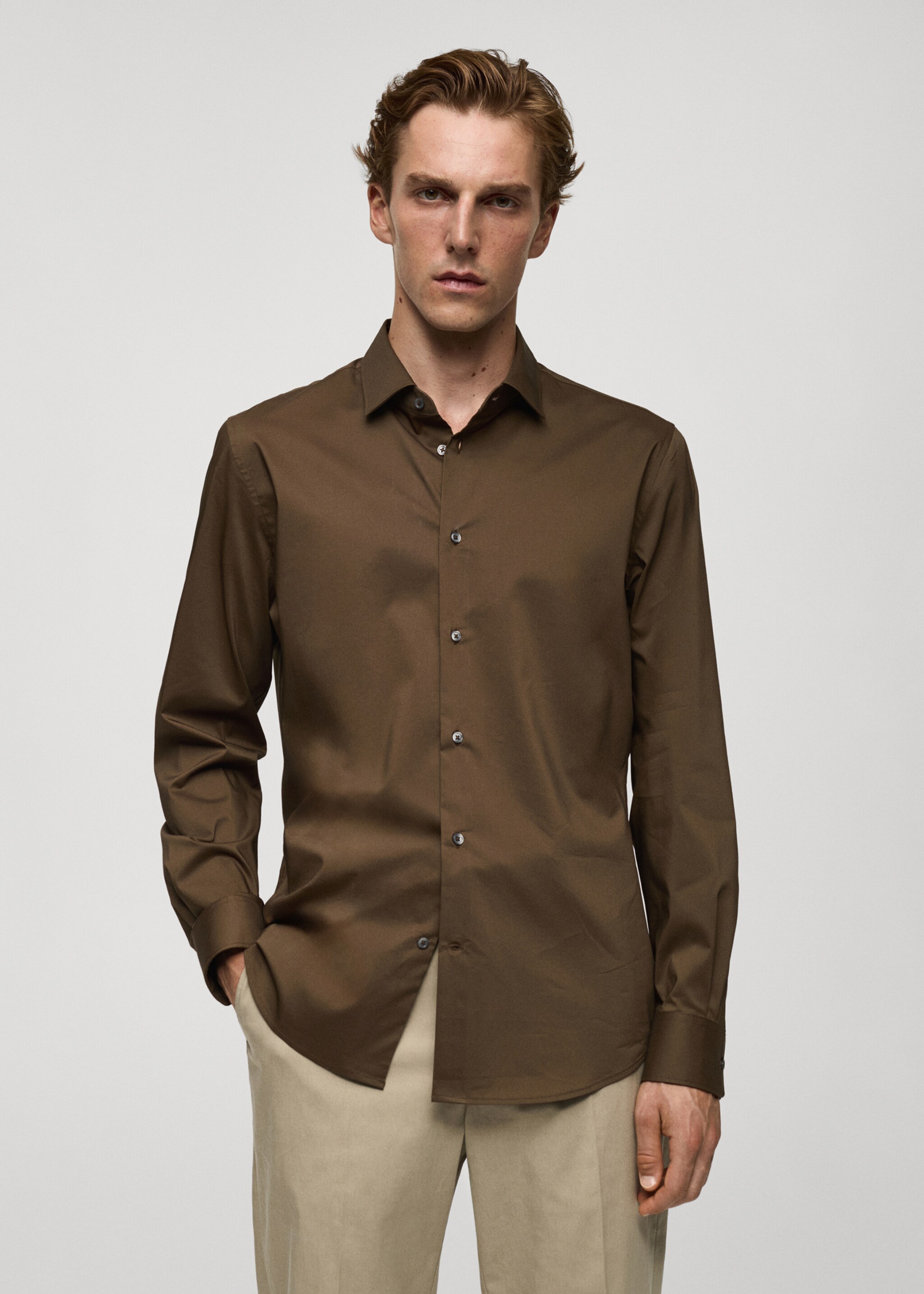 Рубашка regular fit из хлопка стретч - Средний план