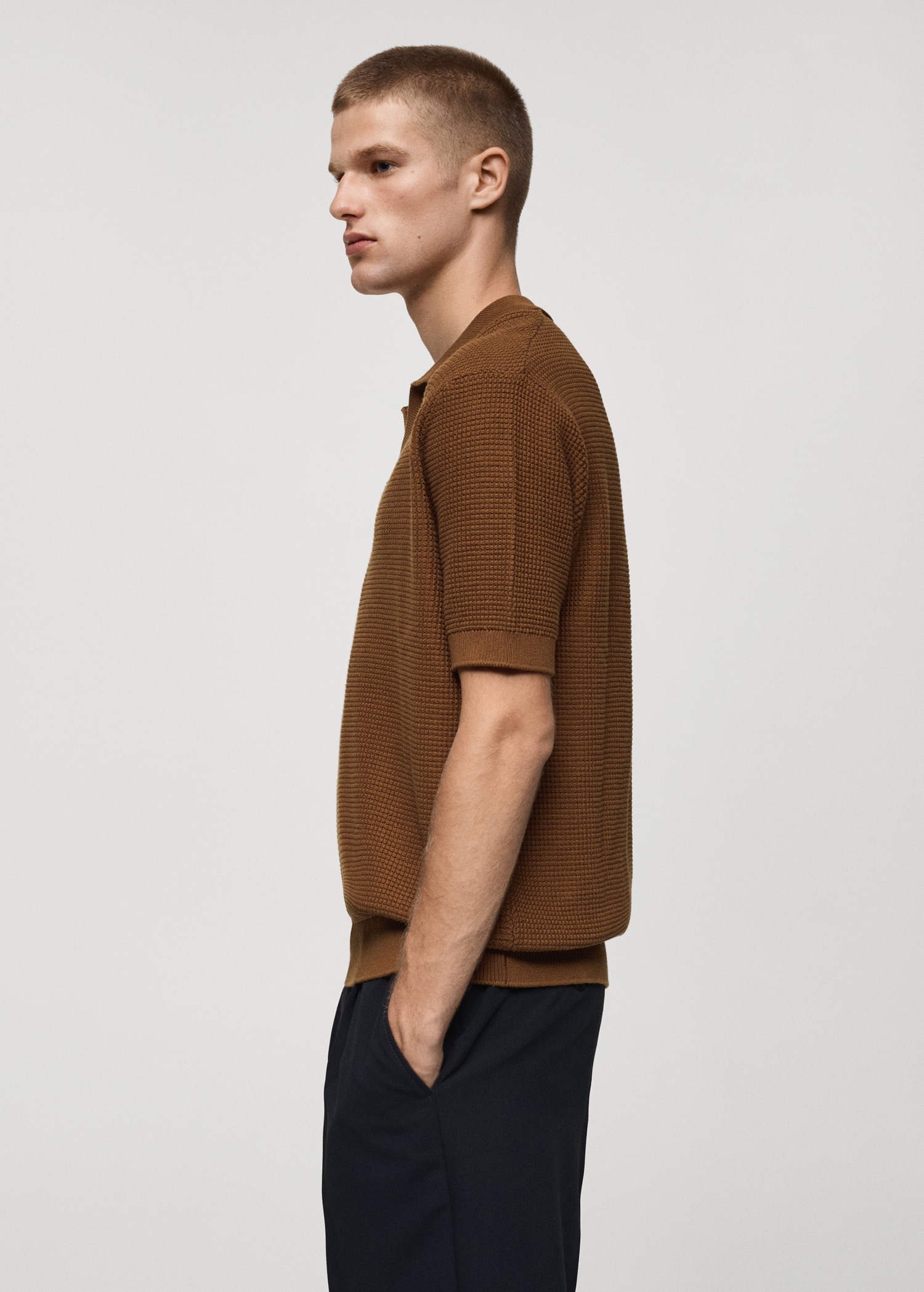 Medium-knit cotton structure polo - Details of the article 2