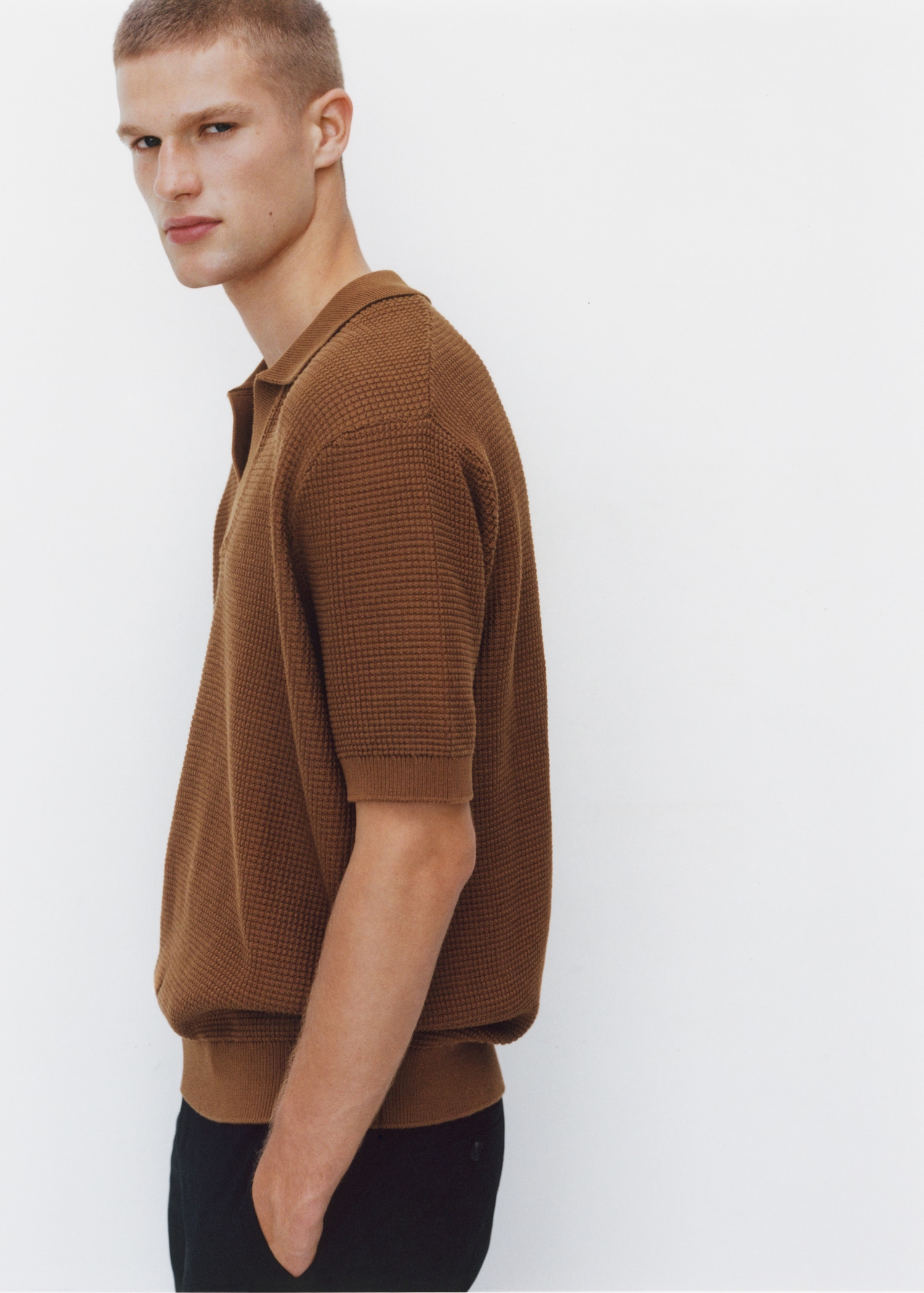Medium-knit cotton structure polo - Details of the article 5