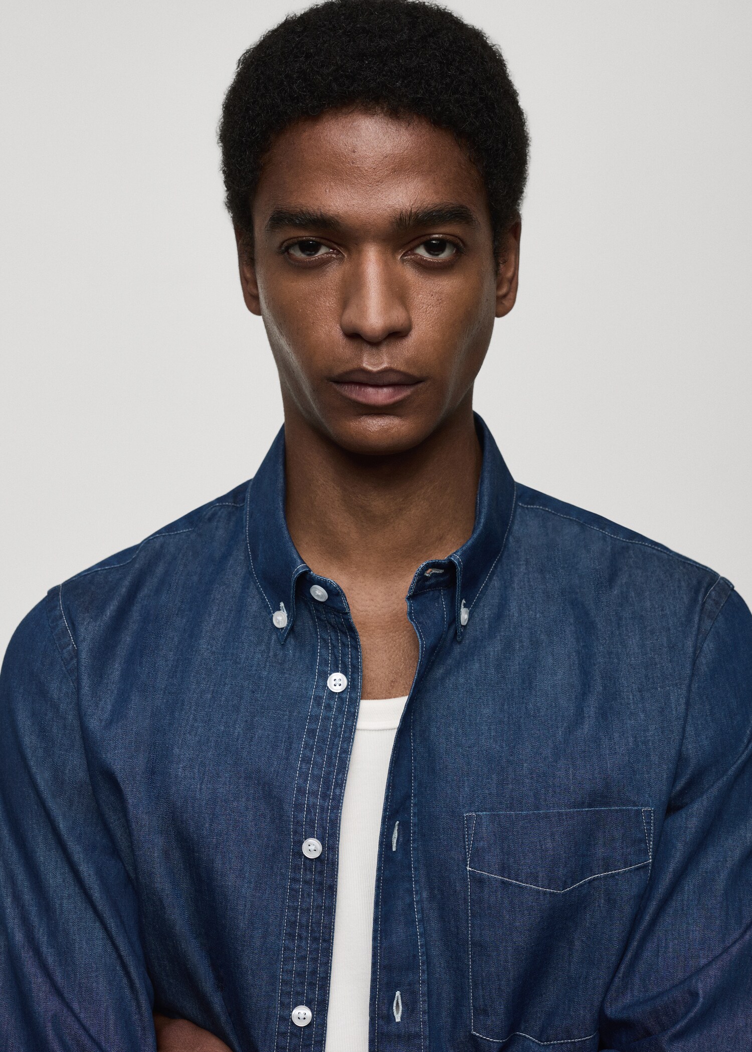 Regular-fit chambray cotton shirt - Details of the article 1