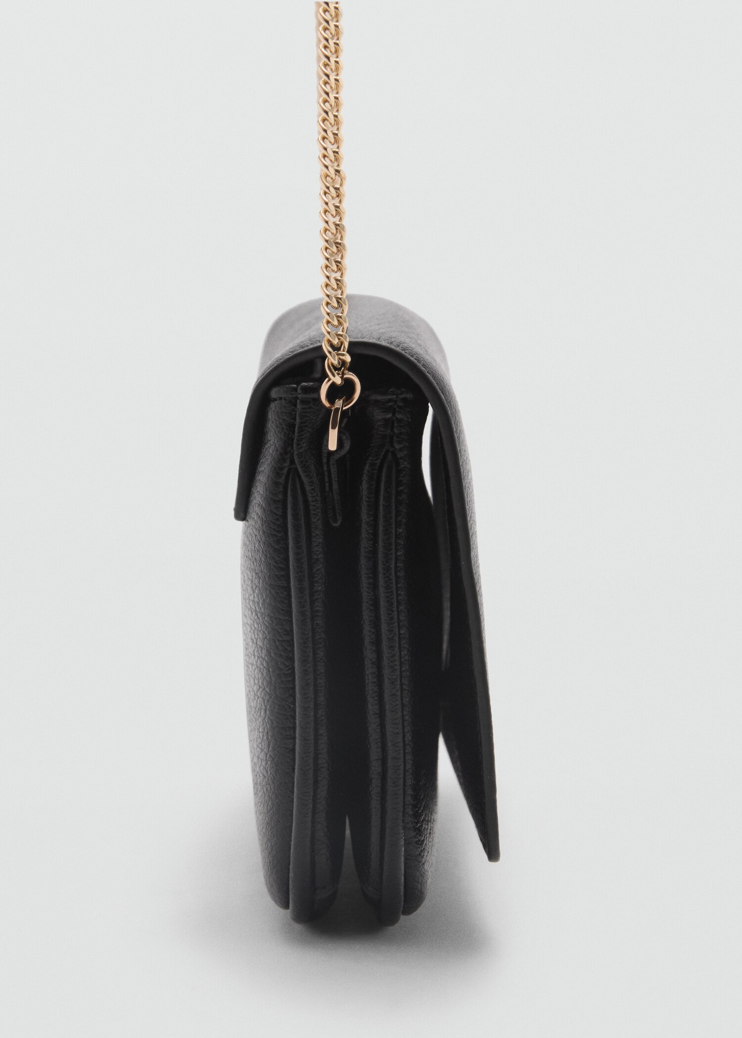 Crossbody bag with chain - Details of the article 1