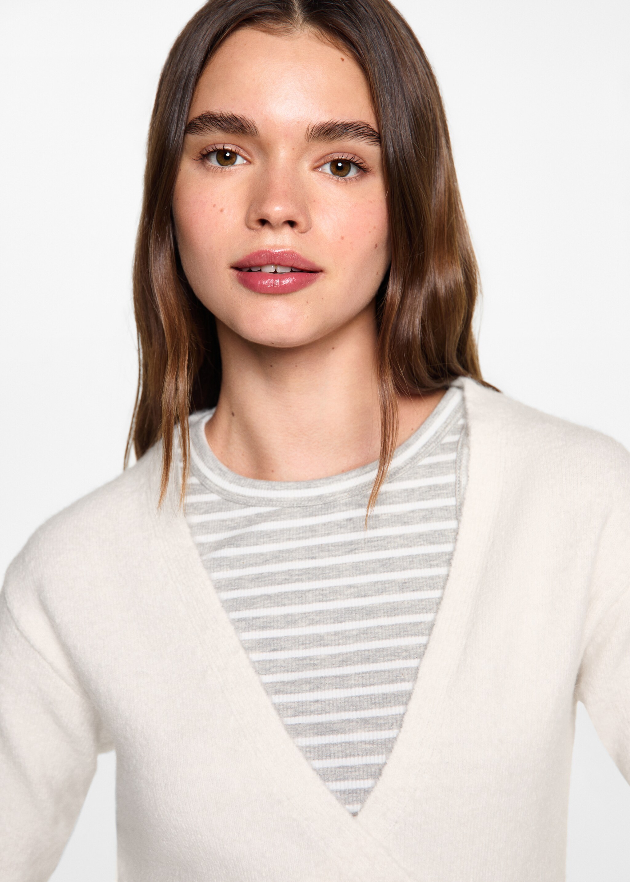 Cárdigan lazo cruzado - Detalle del artículo 1, Crudo. Ref: 77064782-00.