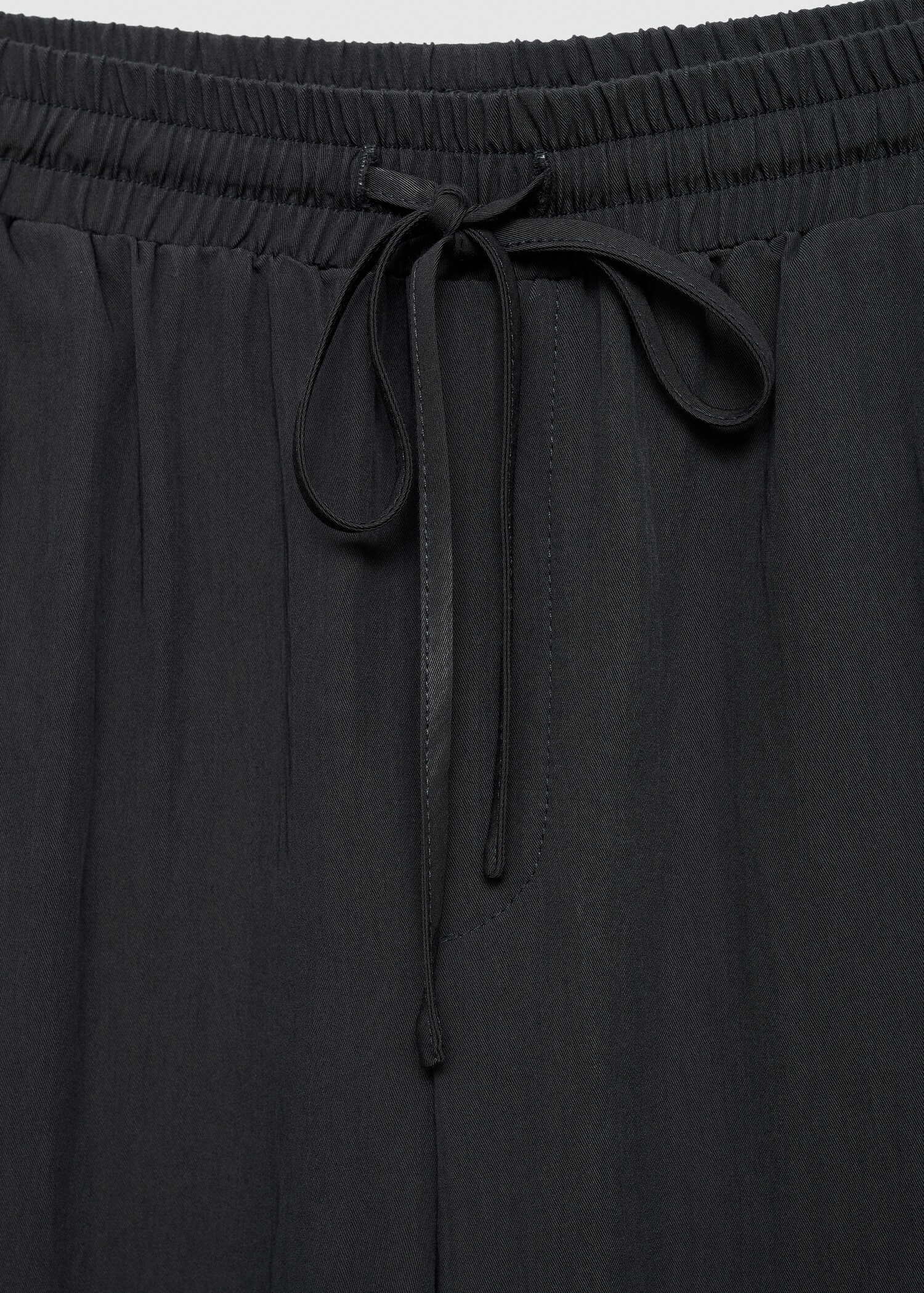 Flowy trousers - Details of the article 8