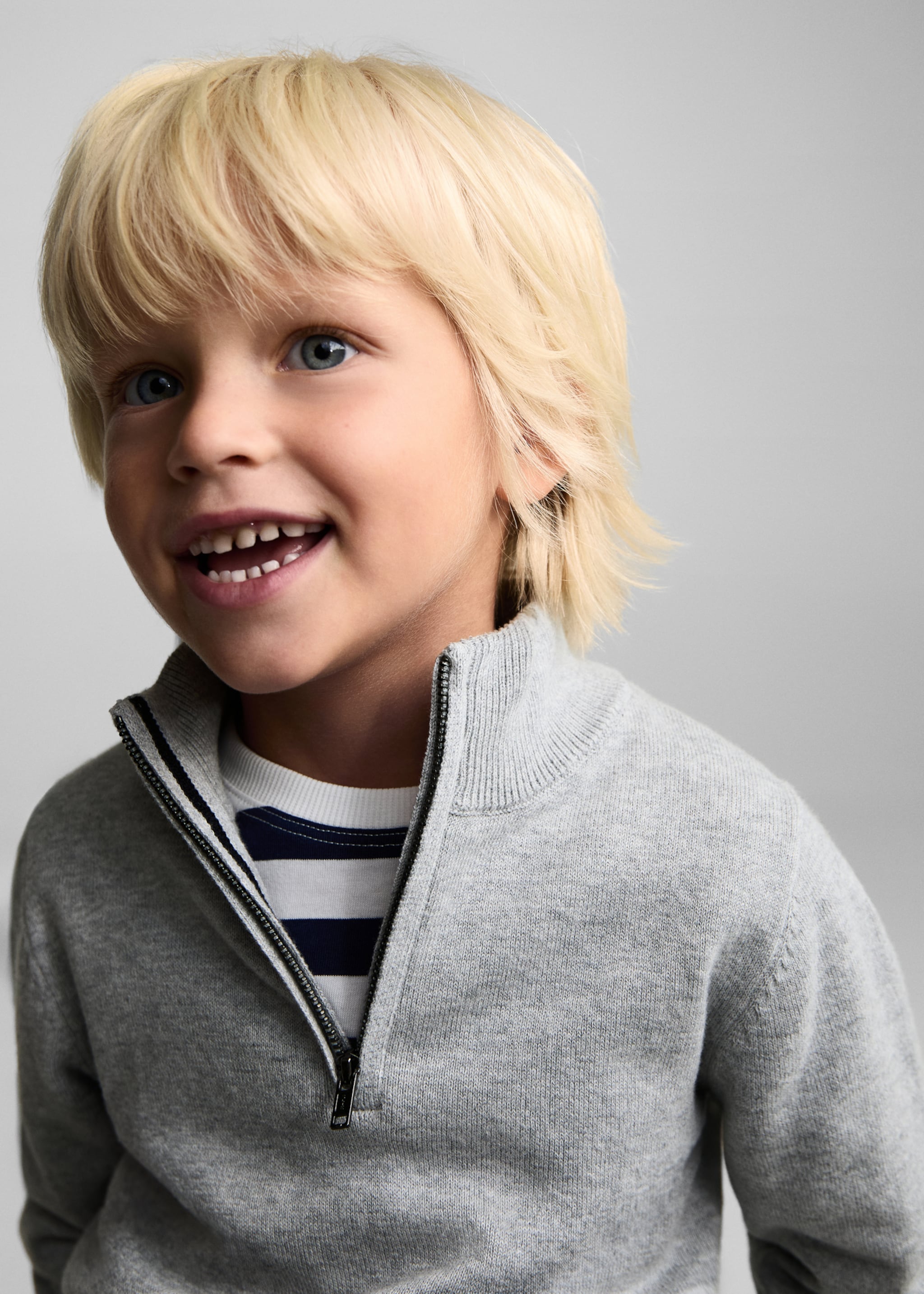 Zip neck jumper - Details of the article 1