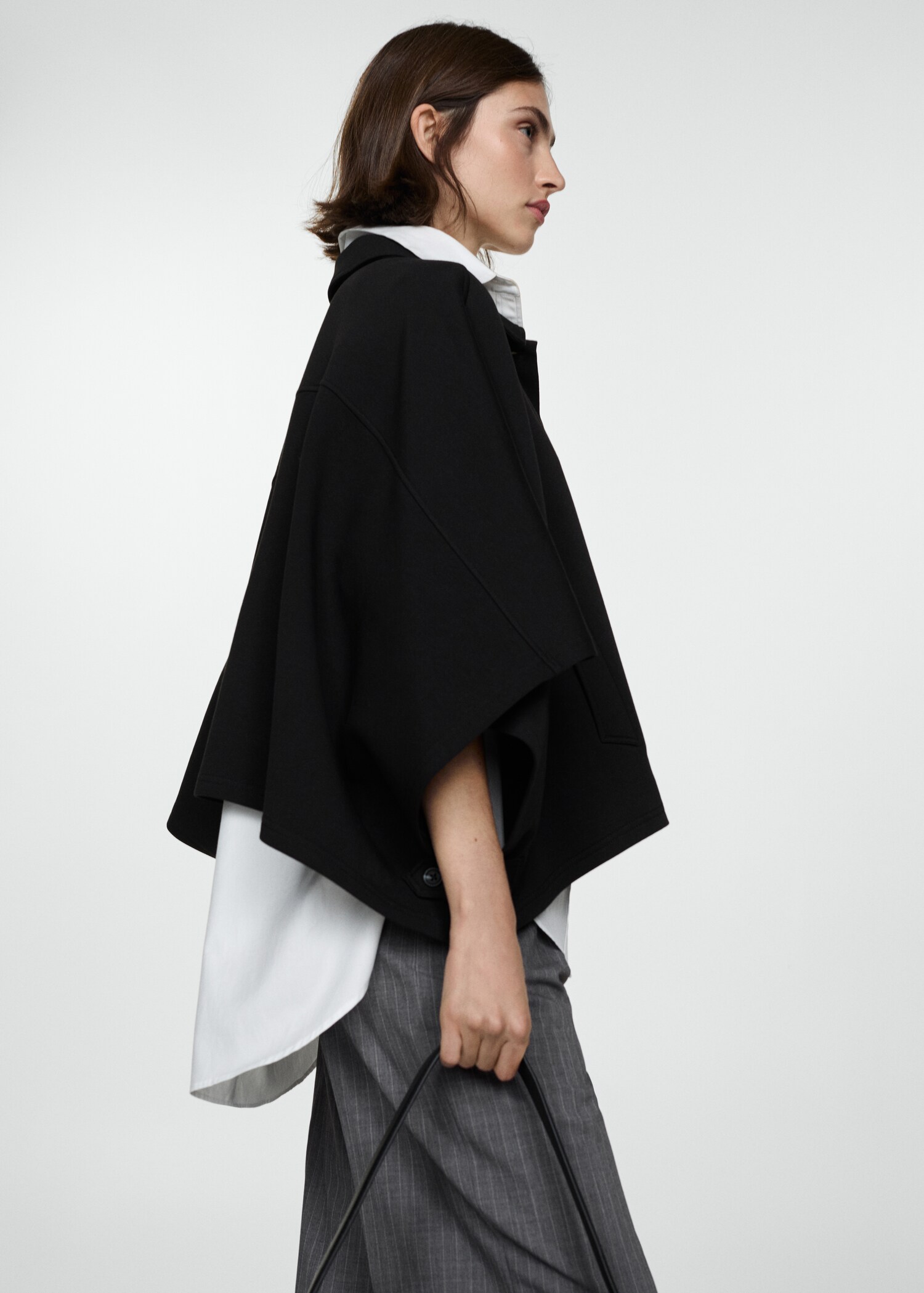 Veste style cape boutons - Détail de l'article 2