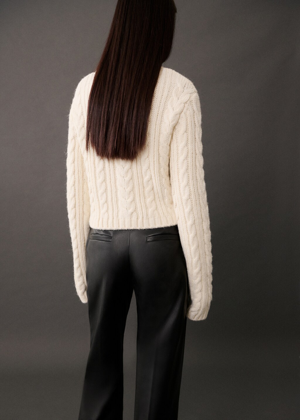Buttoned knit braided cardigan - image 3