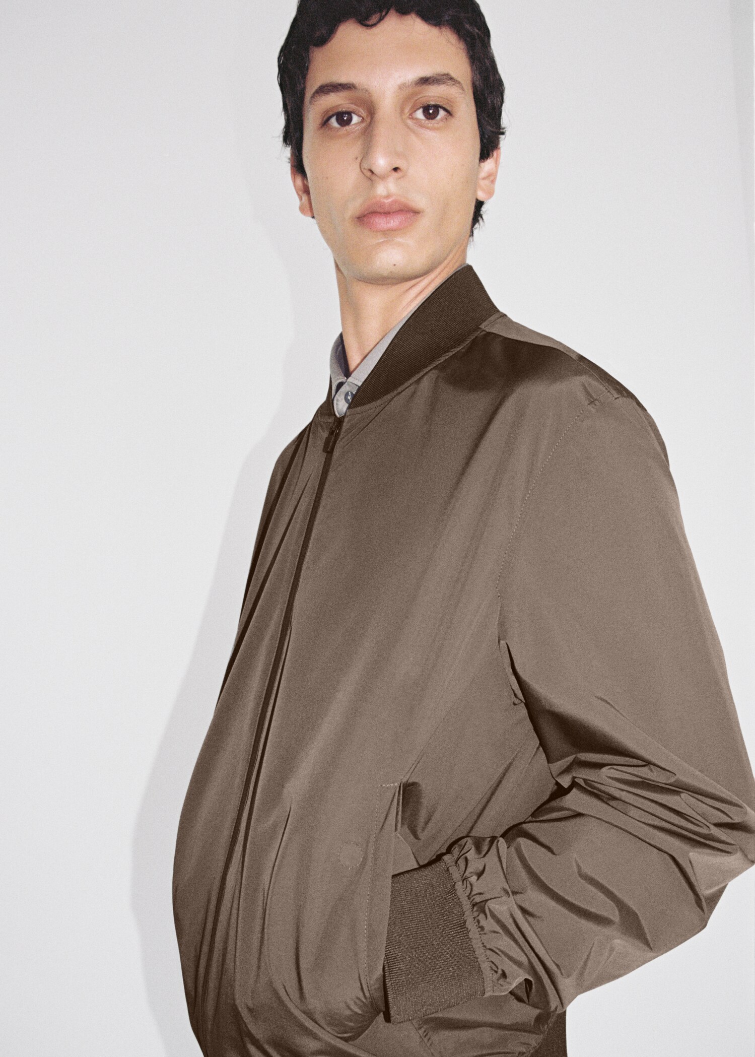 Bomber jacket in waterproof technical fabric - Details of the article 3