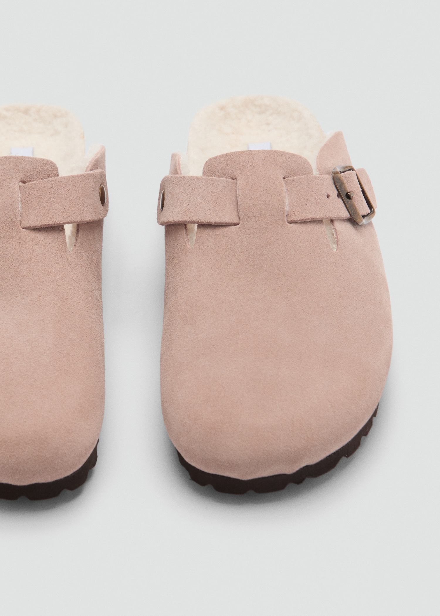 Sheepskin clogs with fur-effect lining - Details of the article 1