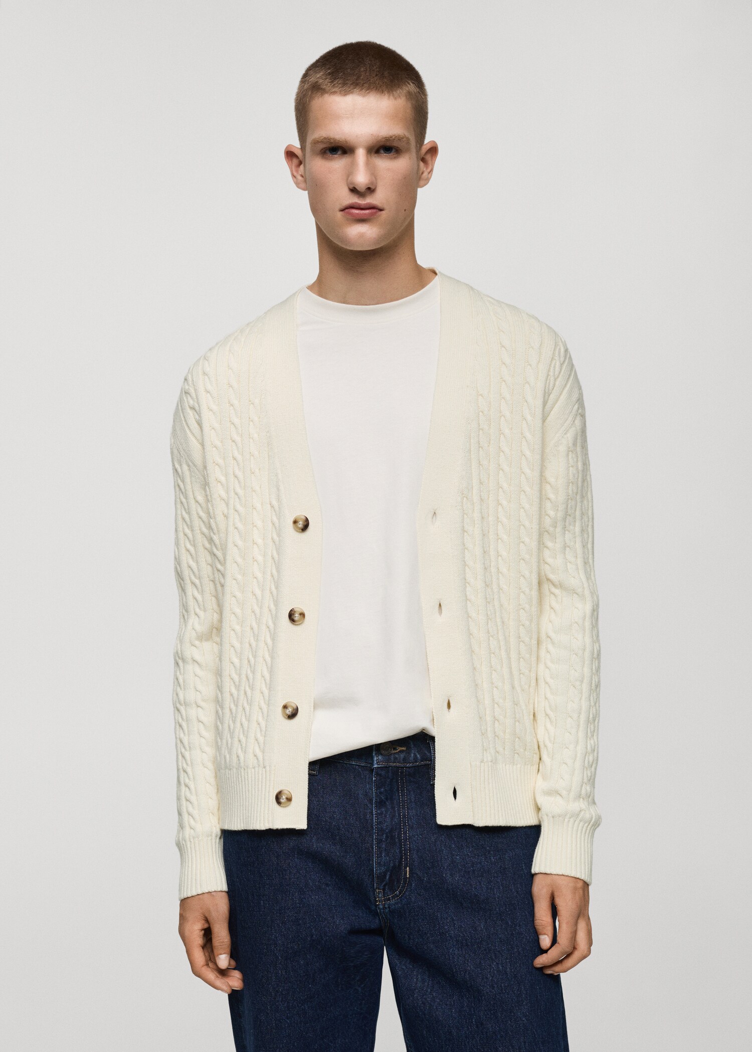 Chunky-knit cotton-blend braided cardigan with buttons - Medium plane