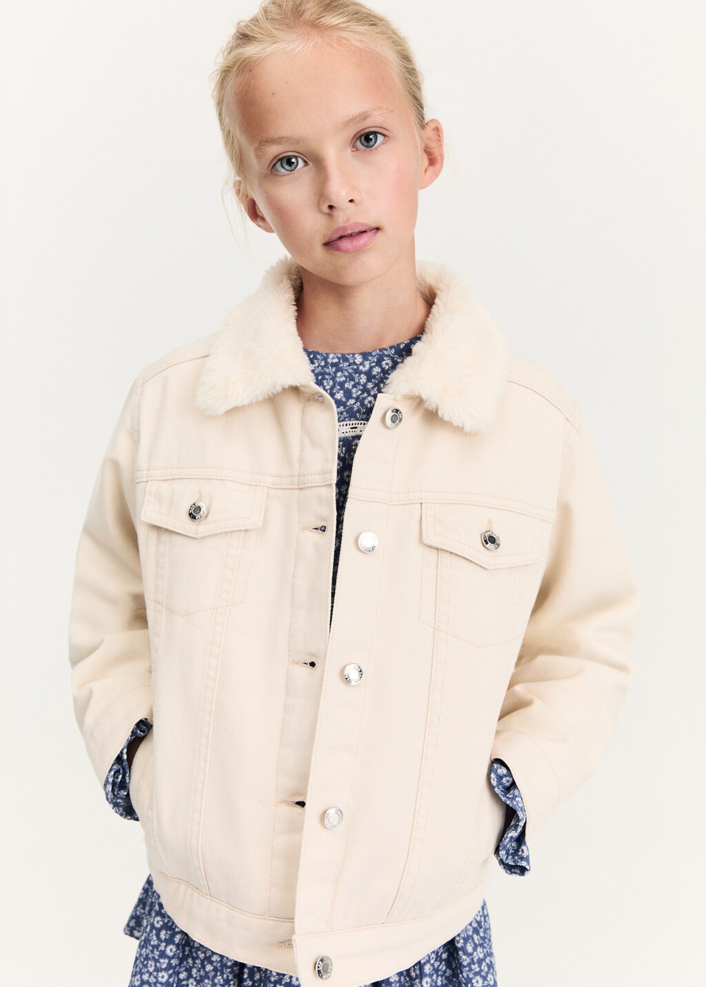 MANGO KIDS Fur effect inner jacket sand 12 Kids
