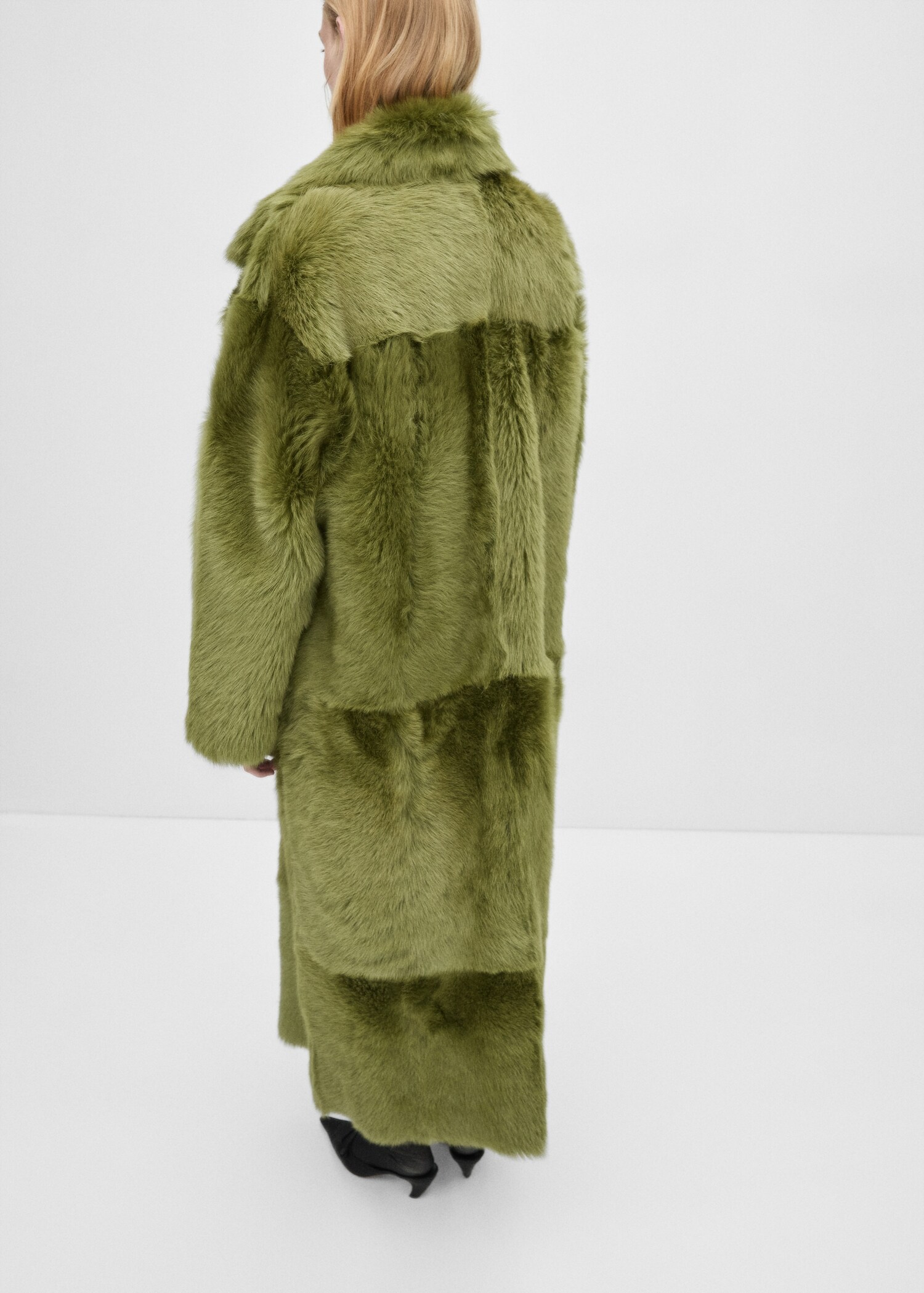 100% fur-effect long coat - Reverse of the article