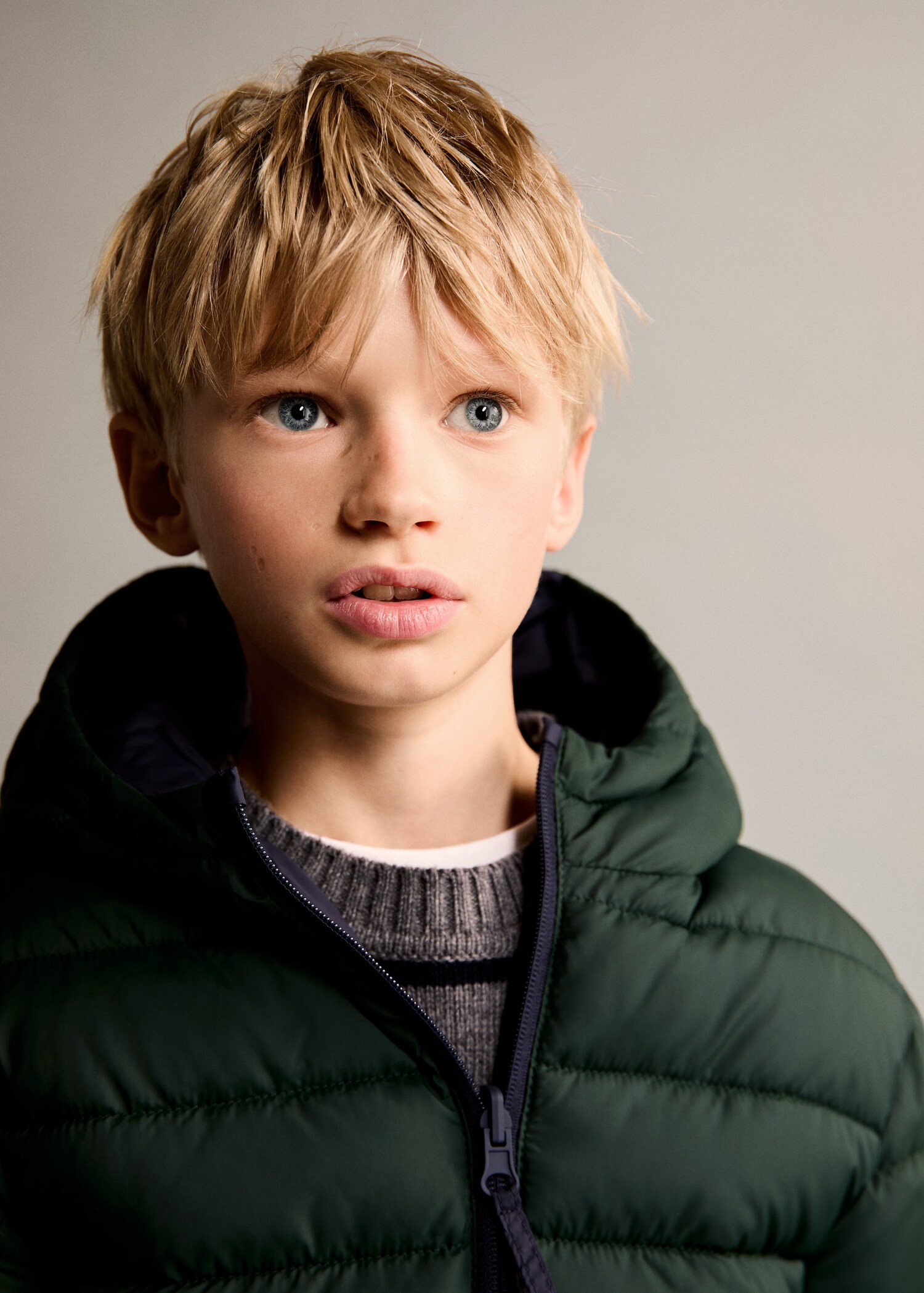Quilted reversible anorak - Details of the article 1