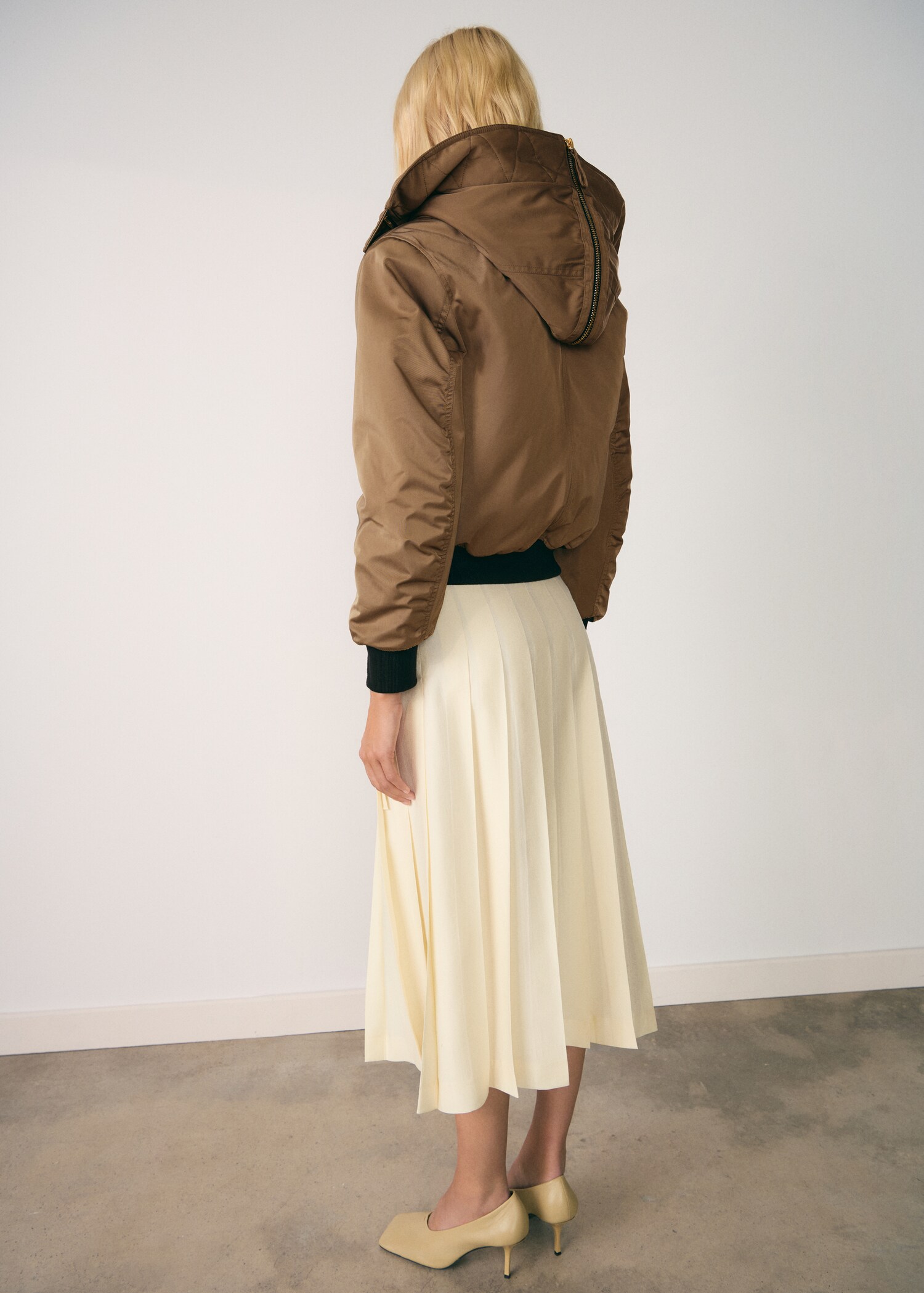 Bomber jacket with fleece lining - Reverse of the article