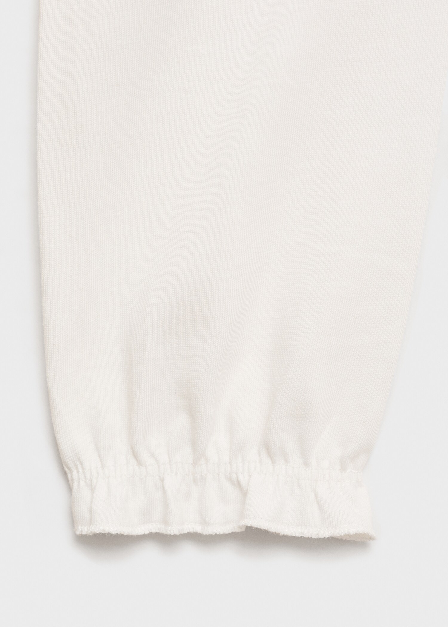 Long-sleeved t-shirt with embossed print - Details of the article 0