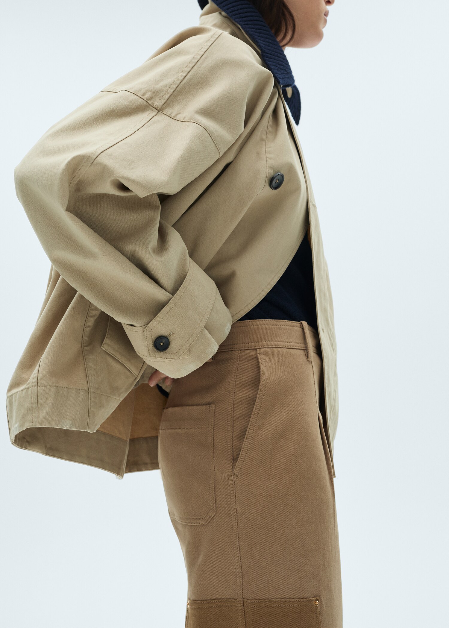 Contrasting panels trousers - Details of the article 1