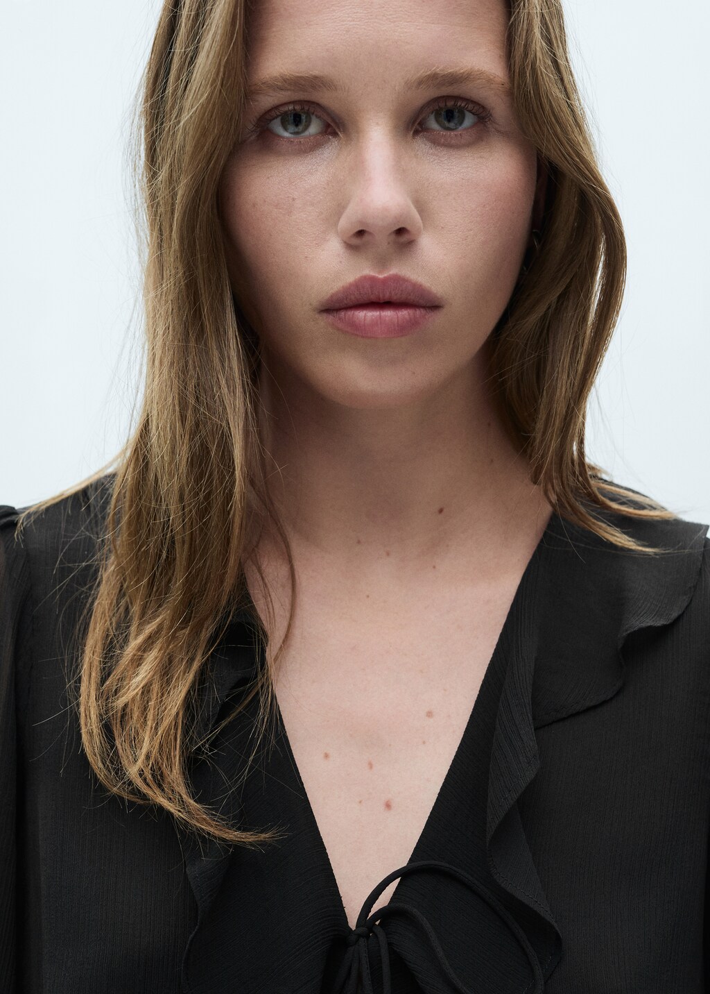 Short ruffled dress | MANGO Montenegro