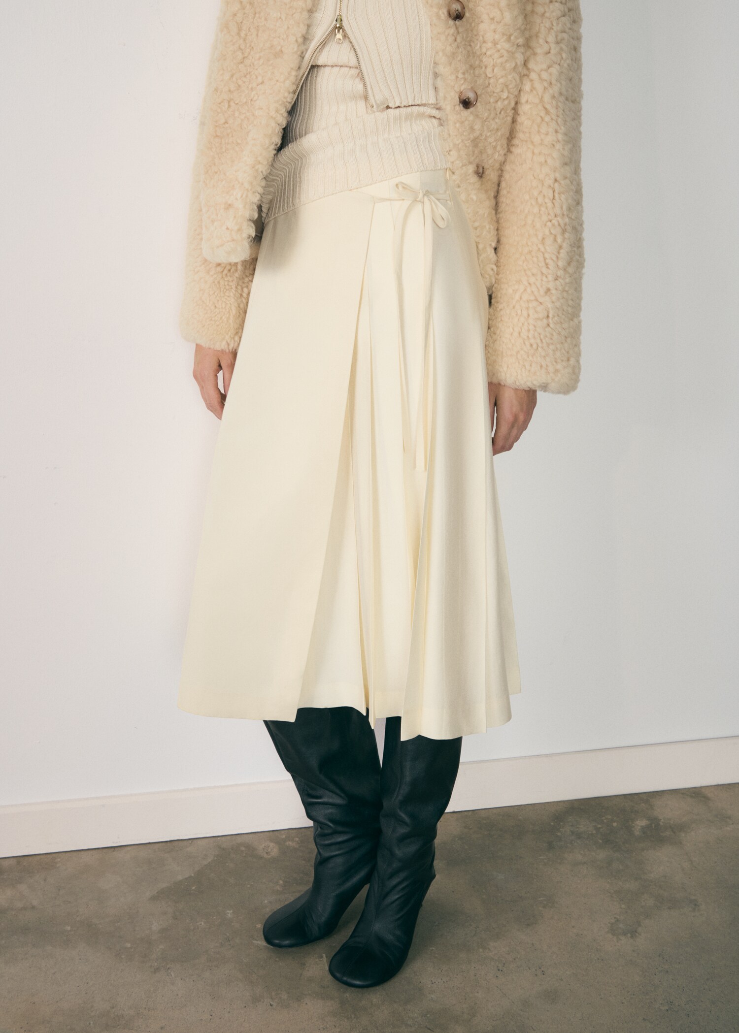Lyocell skirt with bow - Medium plane